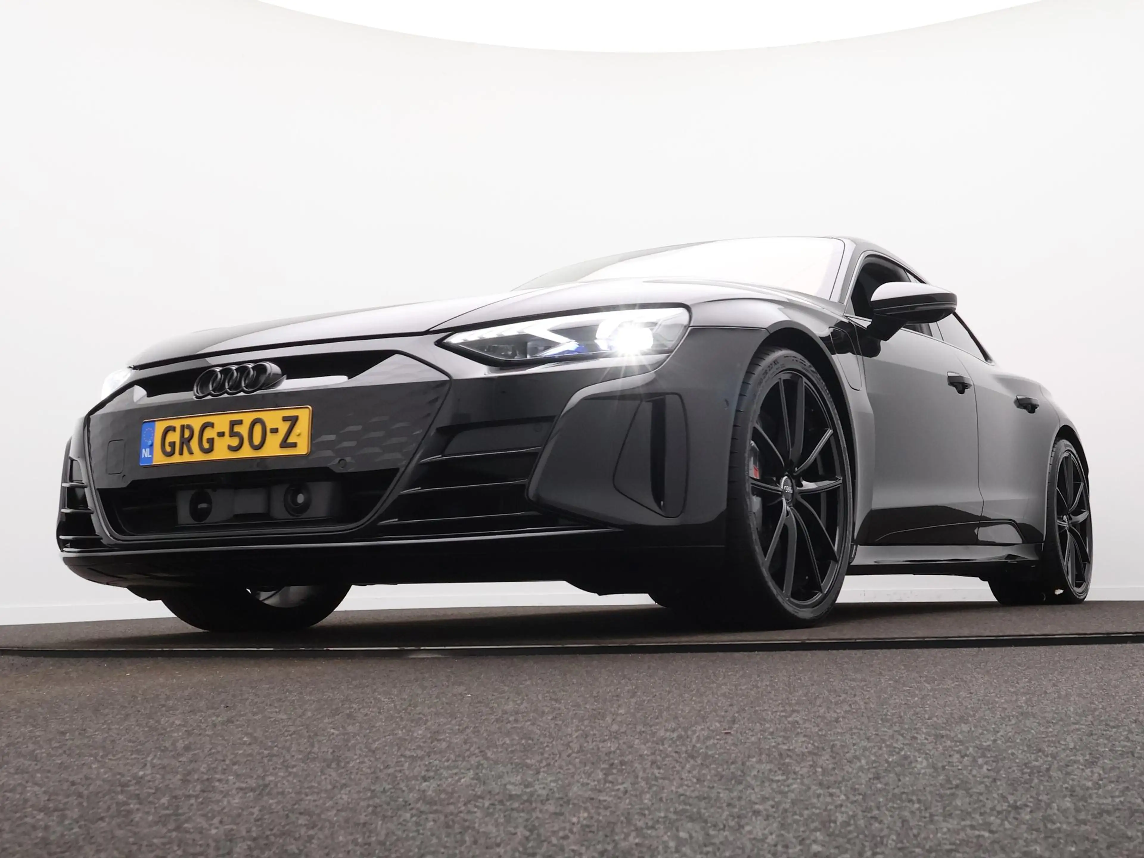 Audi RS e-tron GT 93 kWh 600 pk | B&O 3D | head-up display | panoram — photo 9