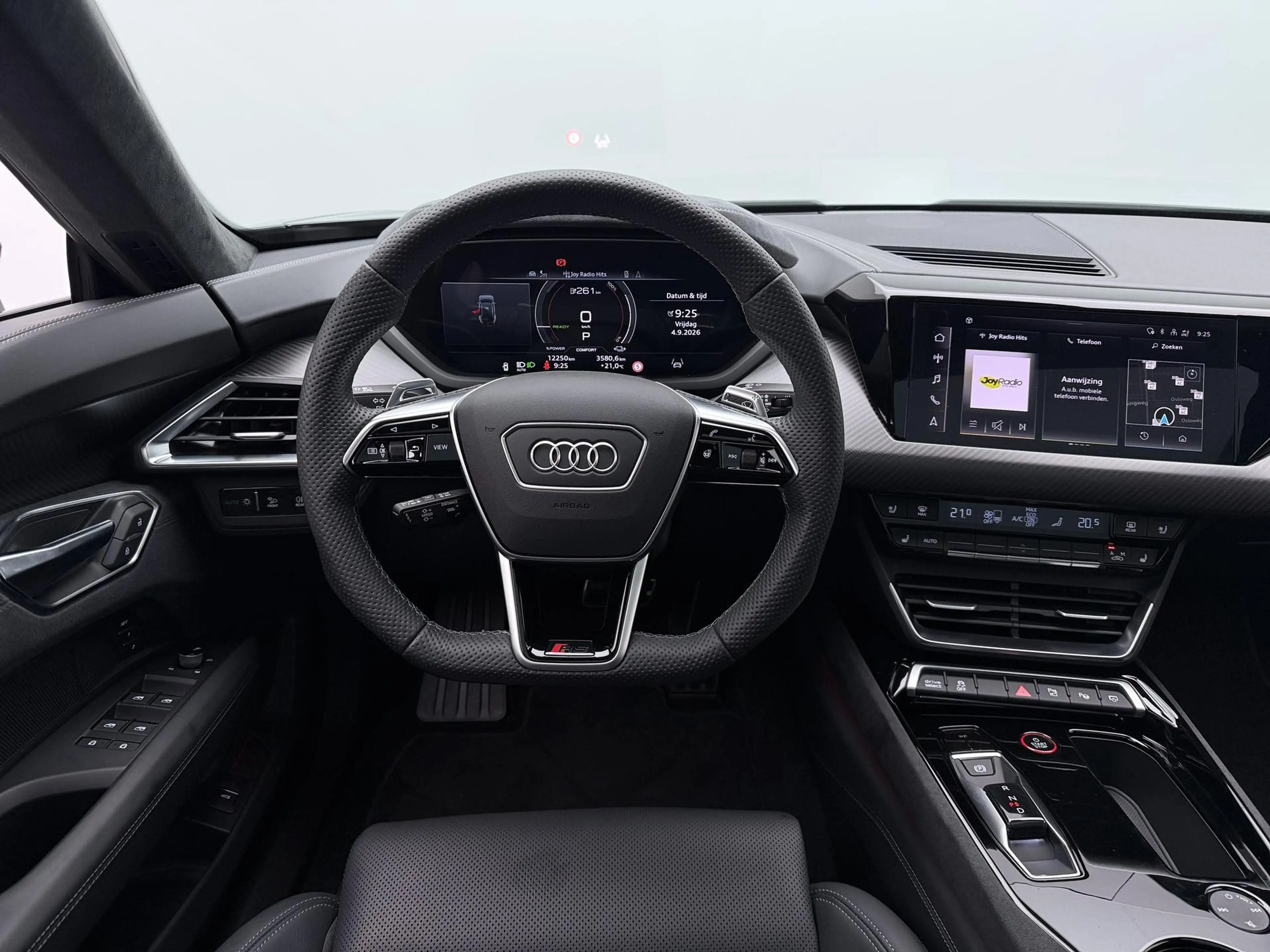 Audi RS e-tron GT 93 kWh 600 pk | B&O 3D | head-up display | panoram — photo 13