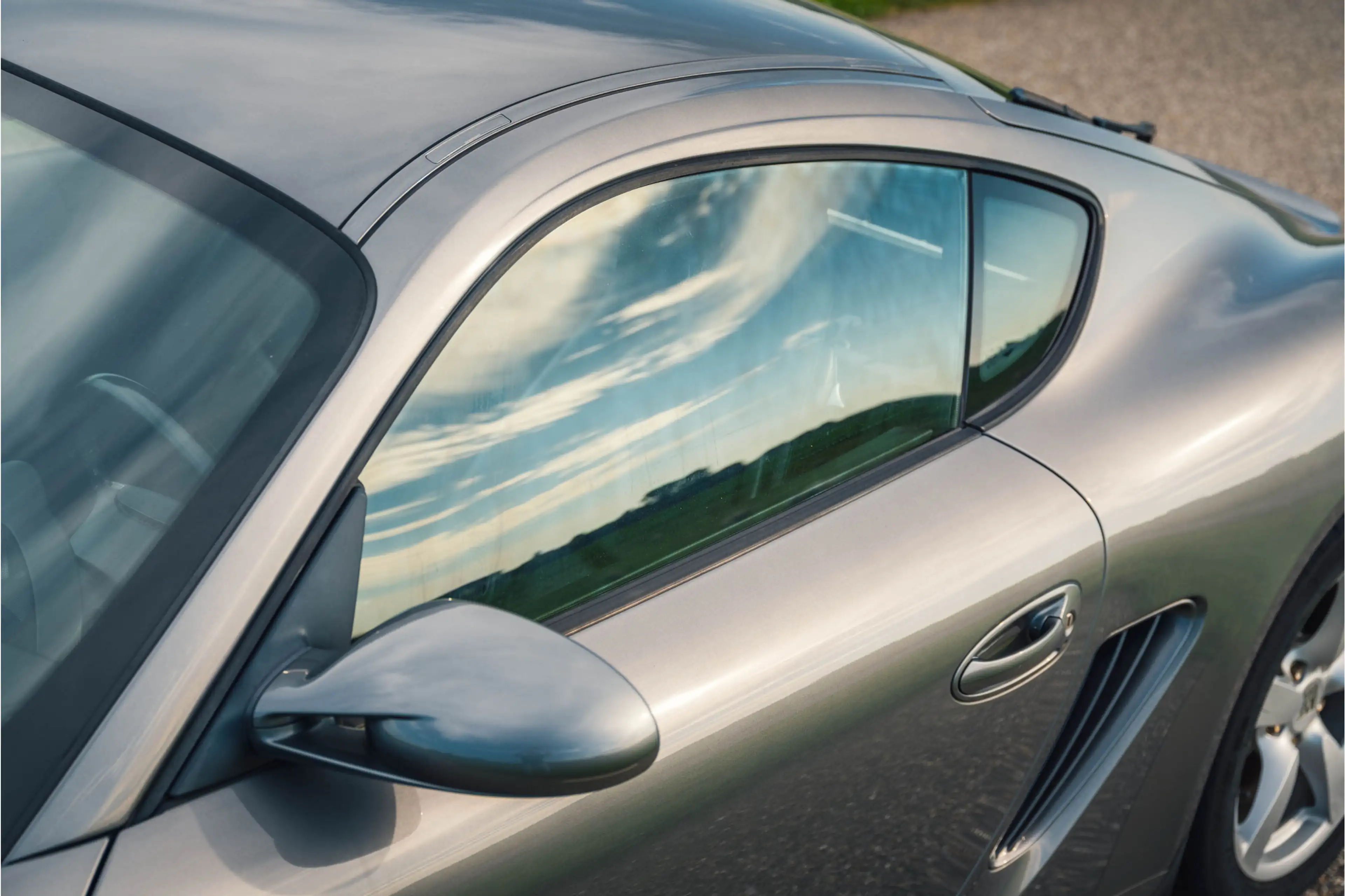 Porsche Cayman 2.7 — photo 10