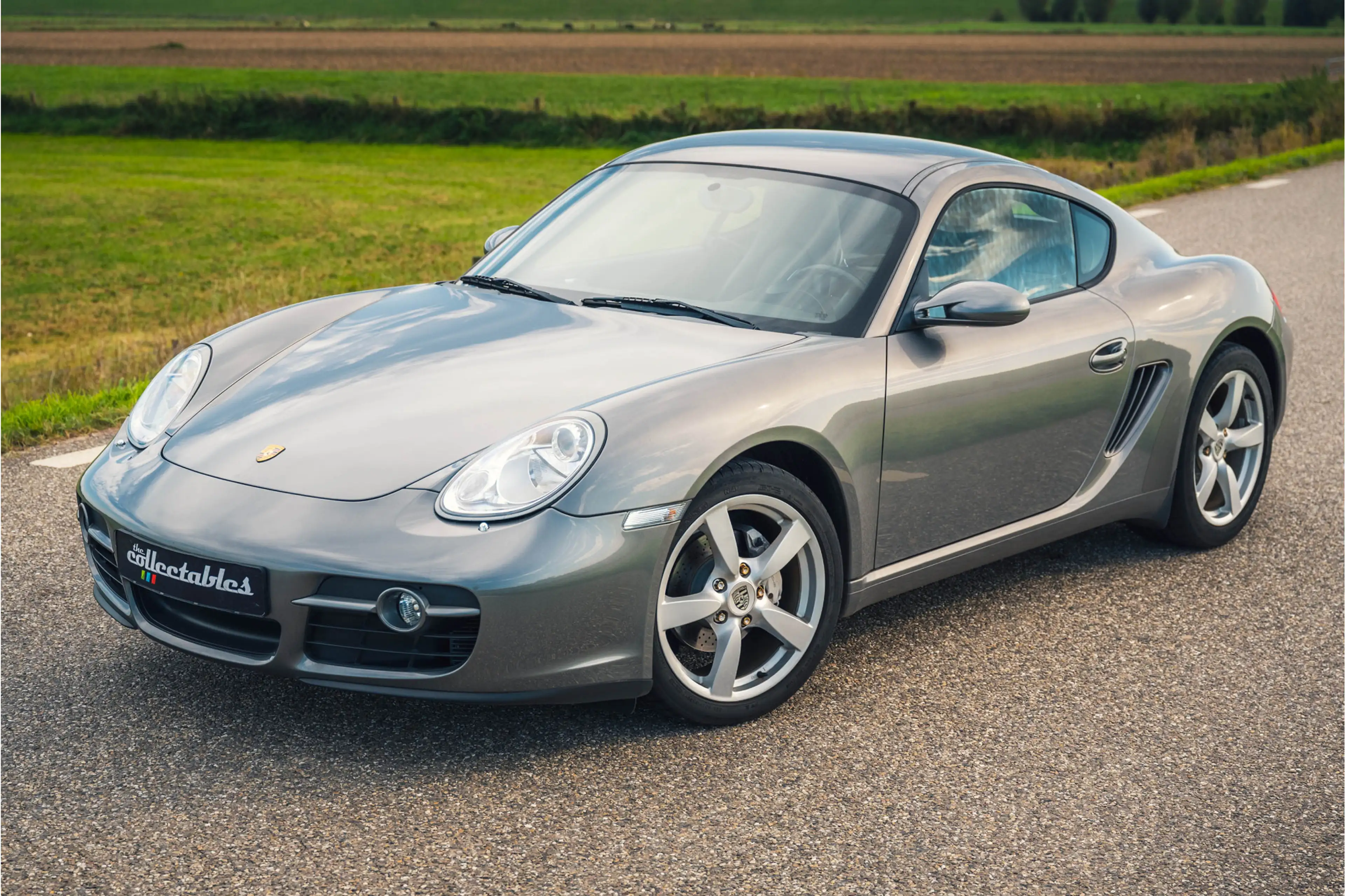 Porsche Cayman 2.7