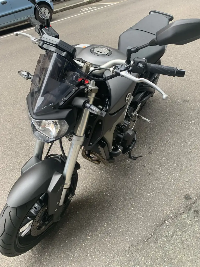 Yamaha MT-09 ABS - 1