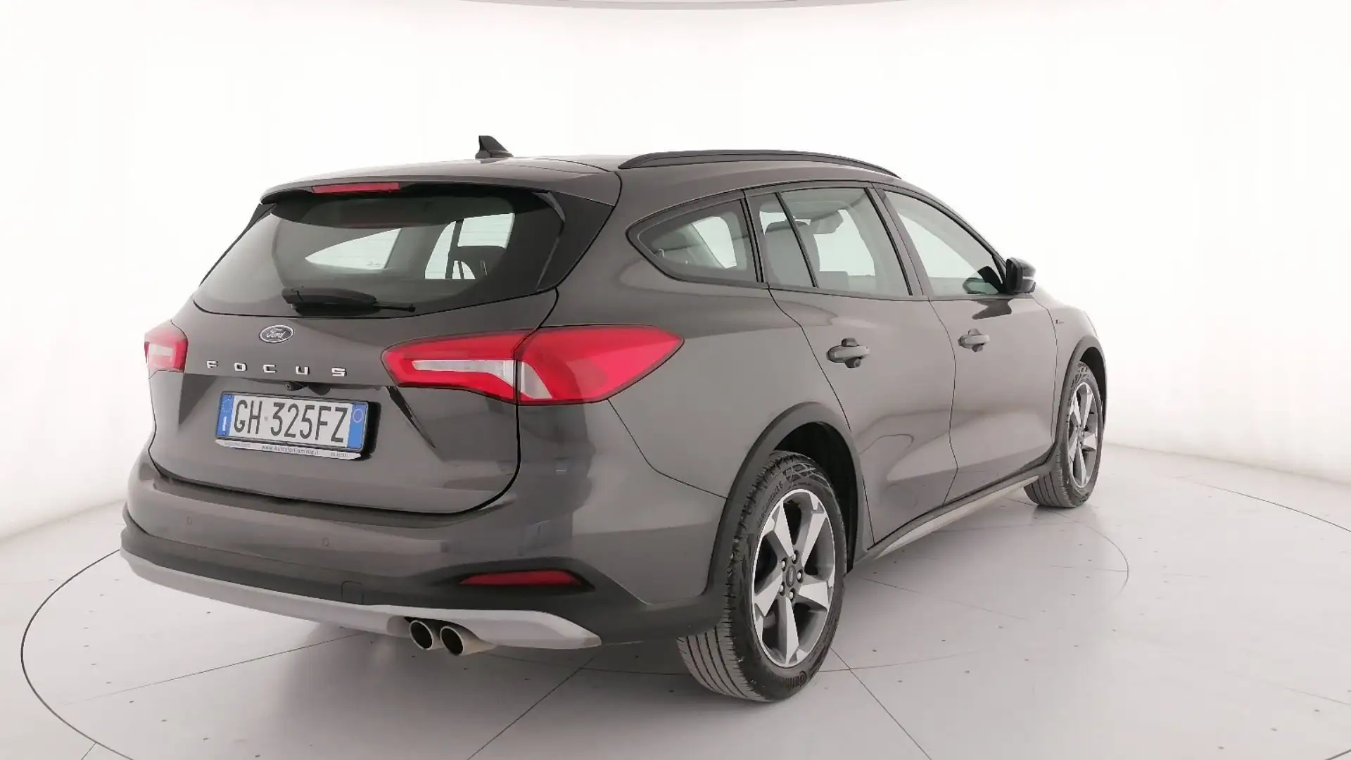 Ford Focus SW 1.5 ecoblue ST-Line 120cv Grigio - 2