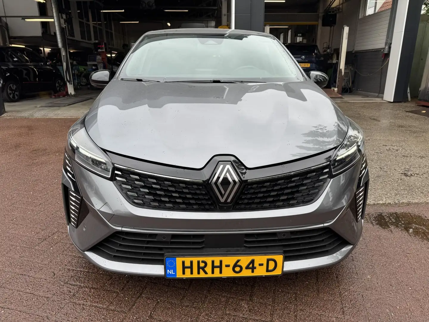 Renault Clio 1.0 TCe 90 GPF techno Gris - 2