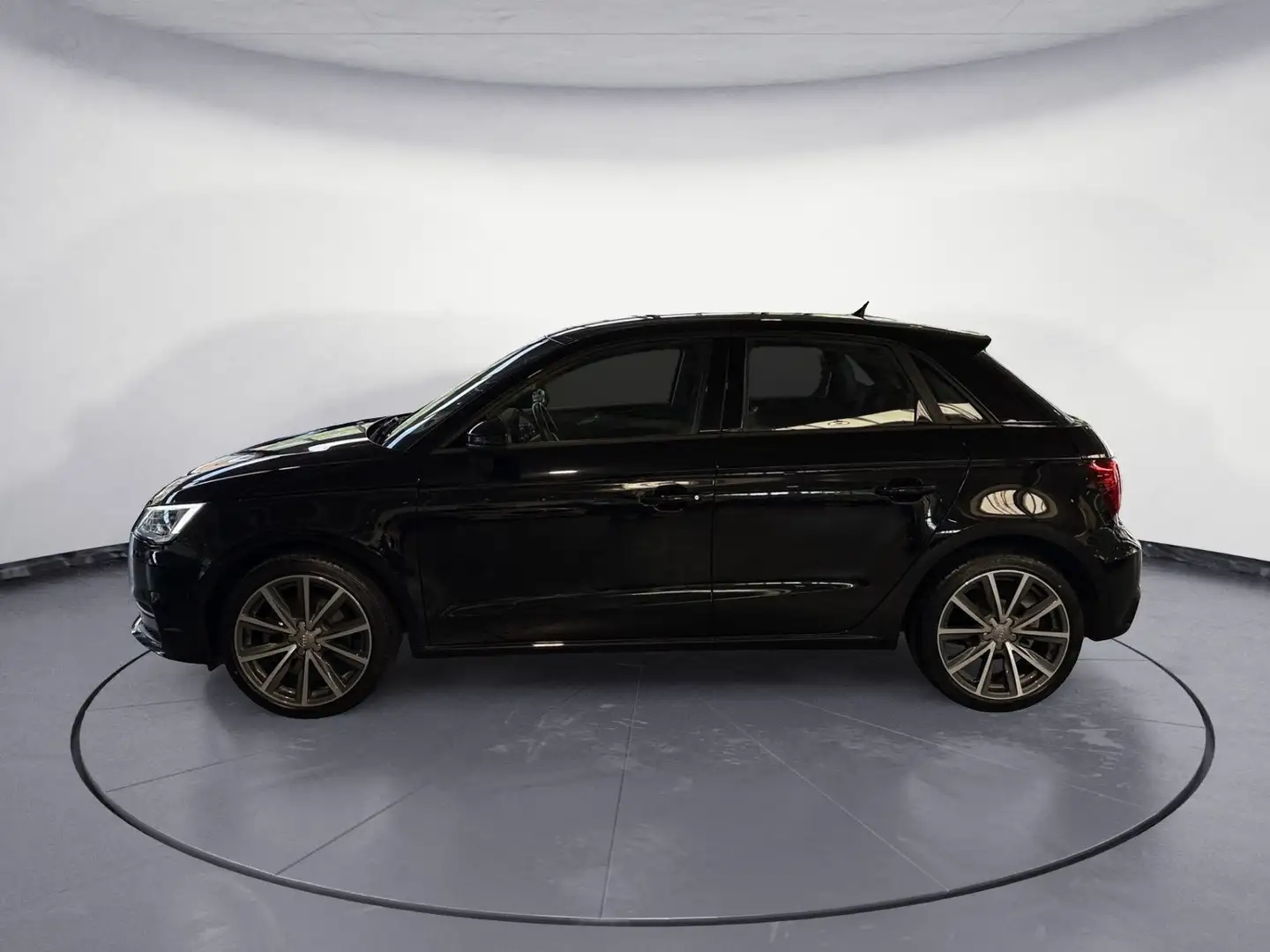 Audi A1 1.4 TFSI Sportback SHZ LED PDC Schwarz - 2