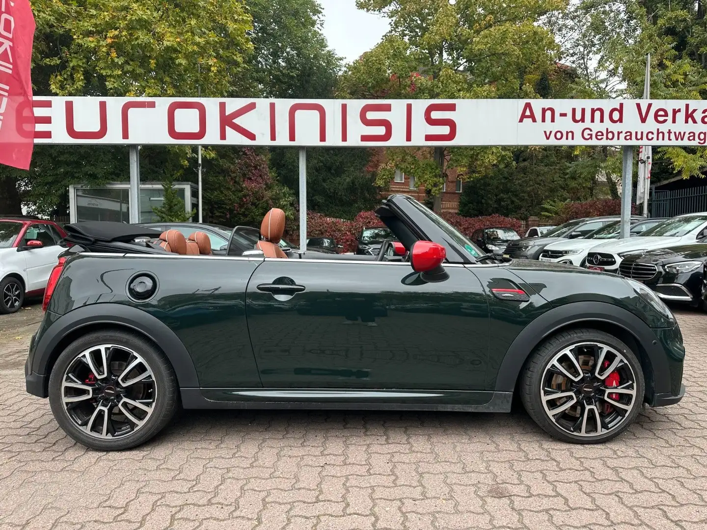 MINI John Cooper Works Cabrio JCW Cabrio Trim Aut.*LEDER*H/K*LED*HuD*KAM Grün - 1