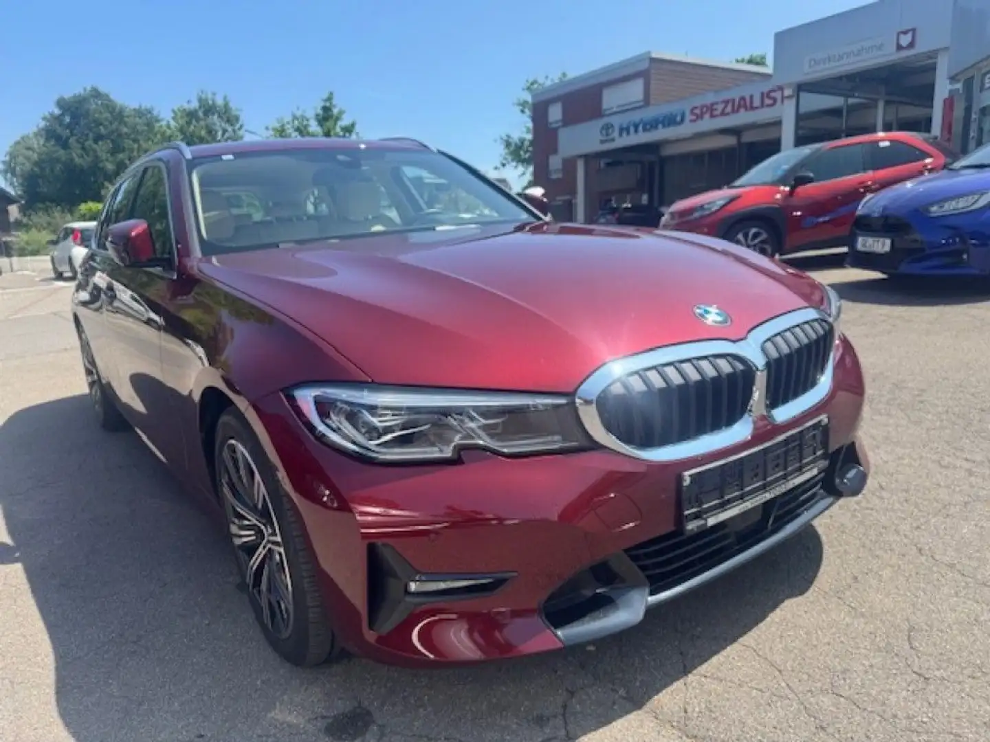 BMW 318 318i Touring Aut. Sport Line Rood - 1