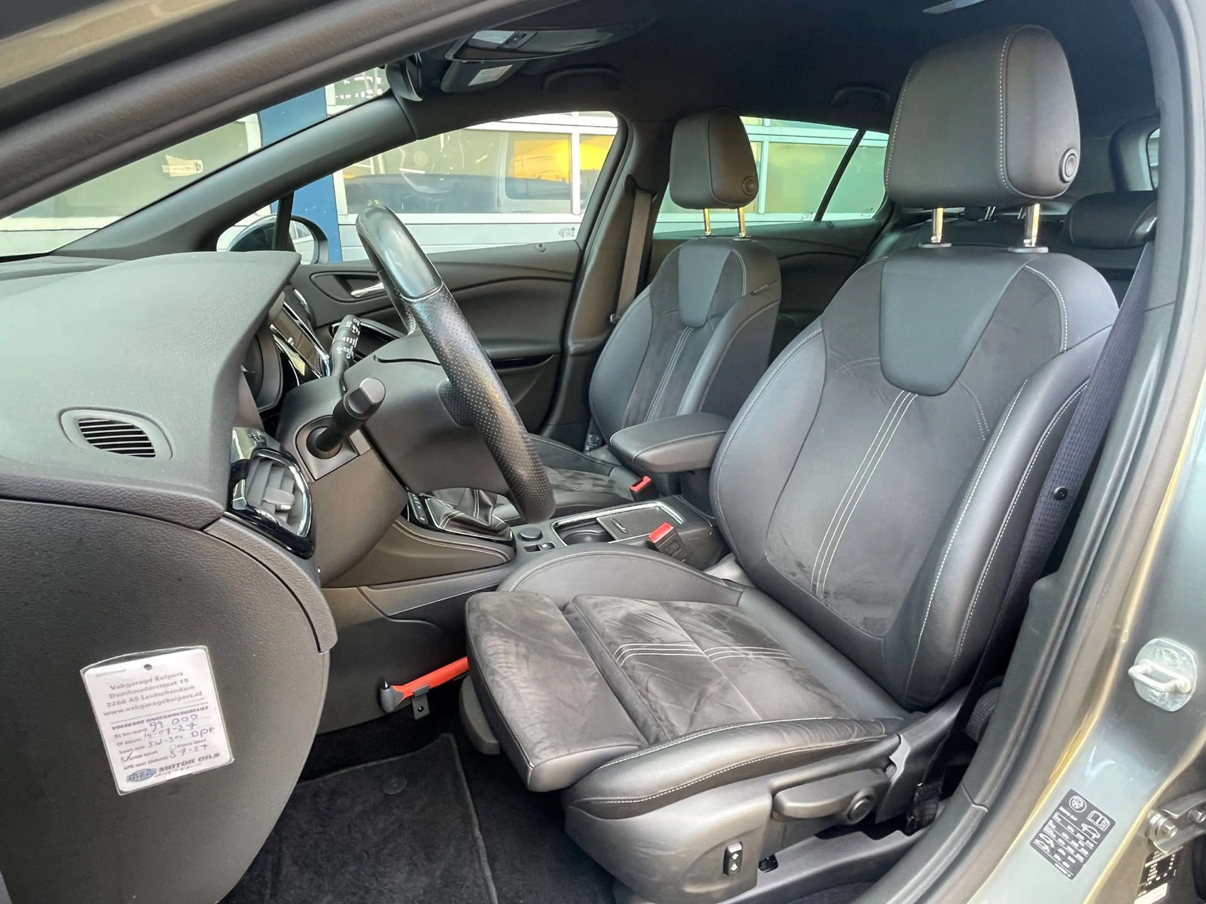 Opel Astra Sports Tourer 1.2 Ultimate | eerste eigenaar | NL- — photo 18