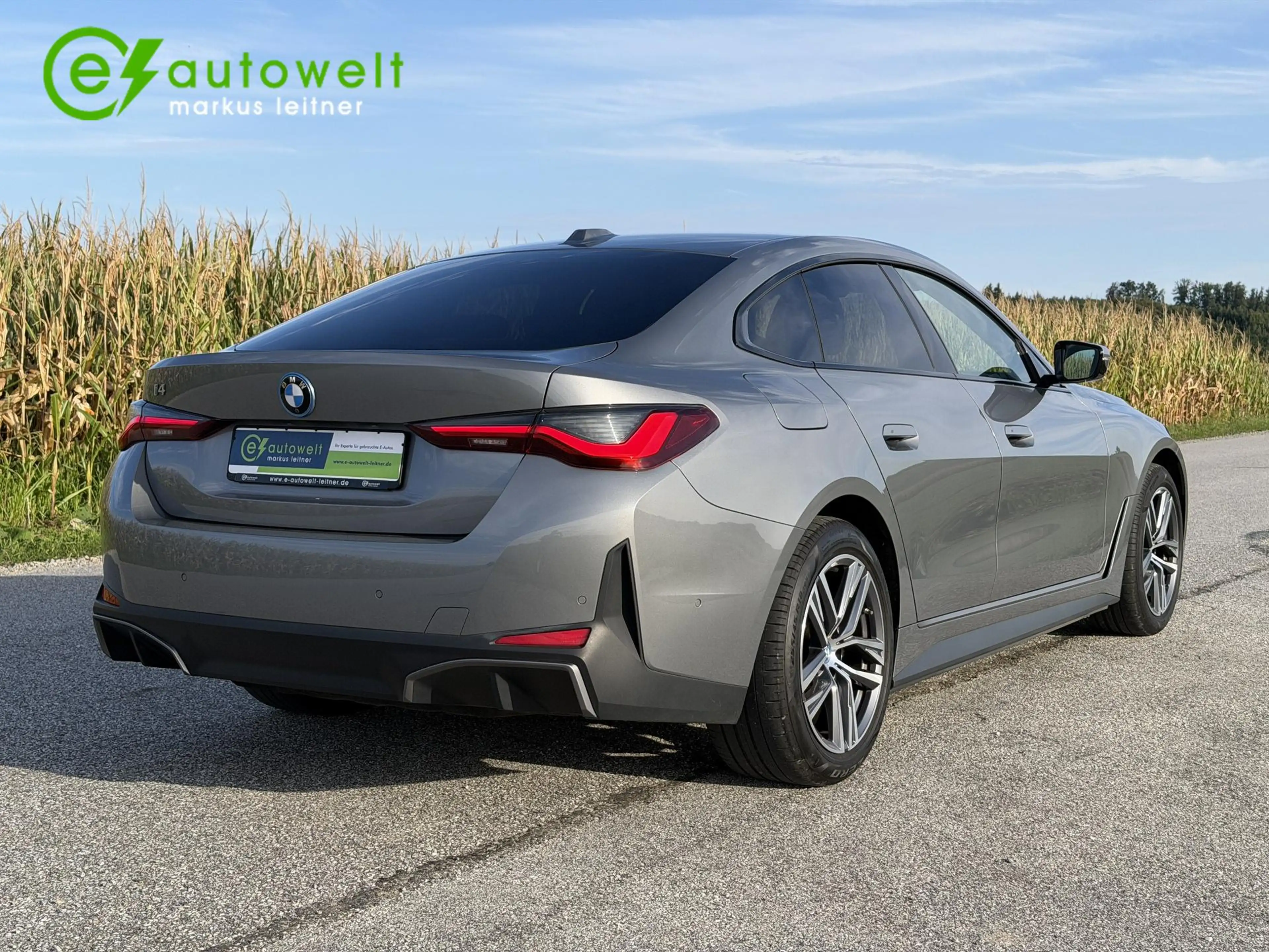 BMW i4 eDrive35 DA Prof HeadUp Park Plus Komfortzugang — photo 4