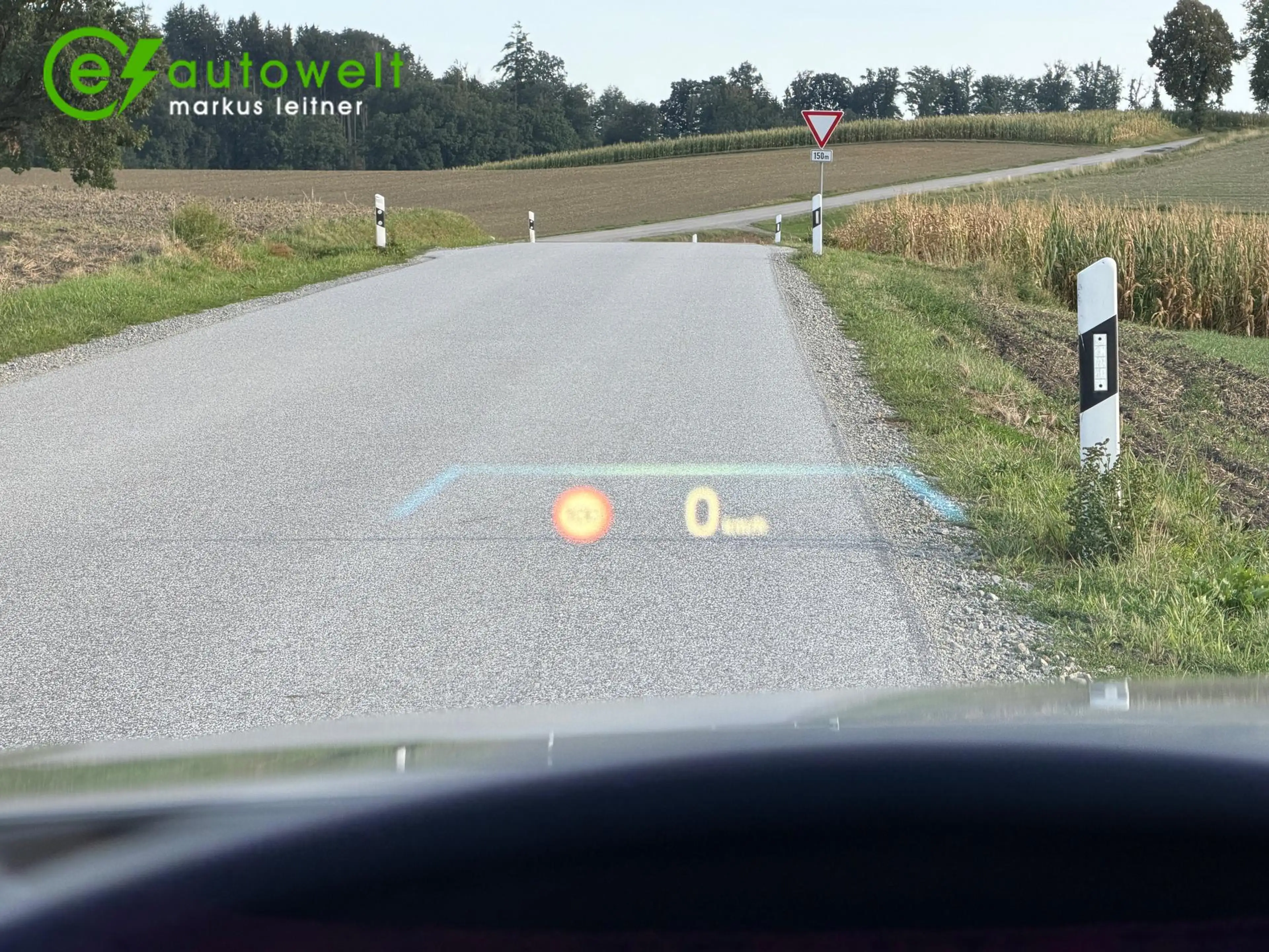 BMW i4 eDrive35 DA Prof HeadUp Park Plus Komfortzugang — photo 14