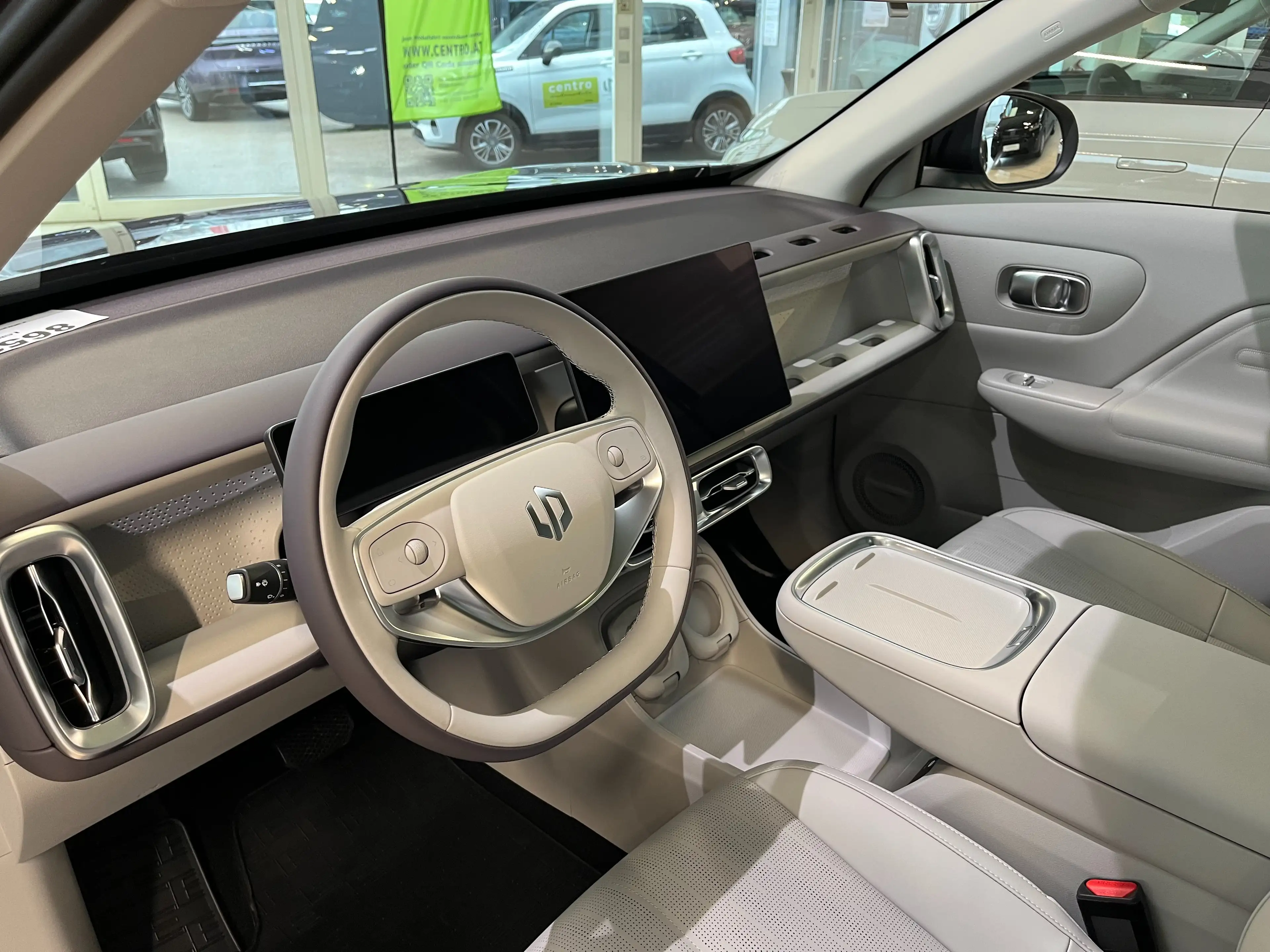 Leapmotor B10 B10 HYBRID EV - Design — photo 9