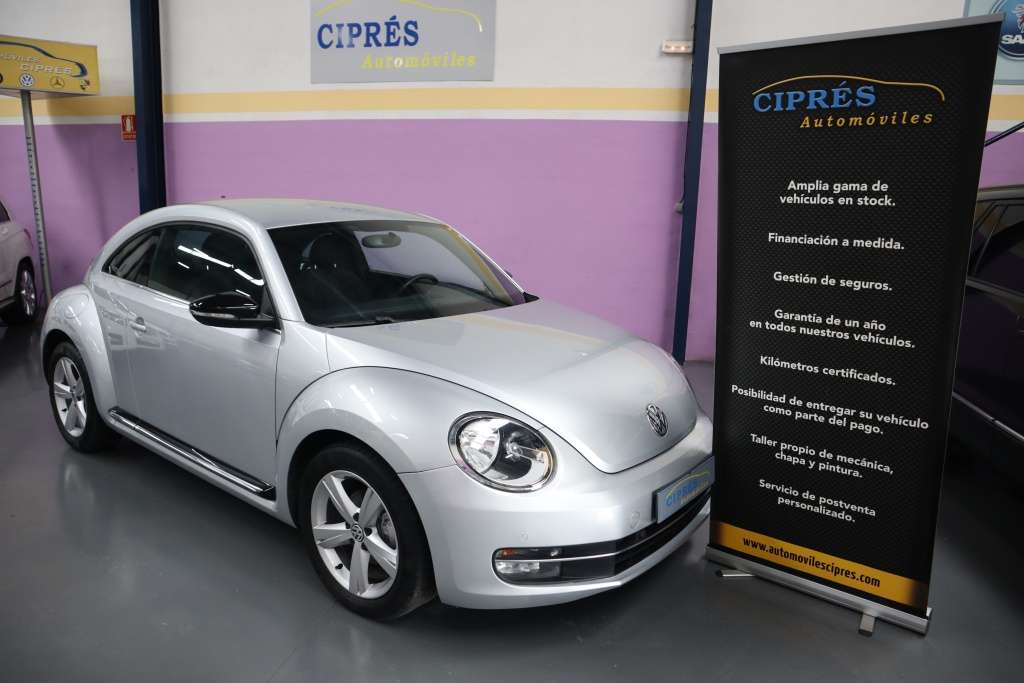 Volkswagen Beetle 2.0TDI Sport DSG 140 - foto 1
