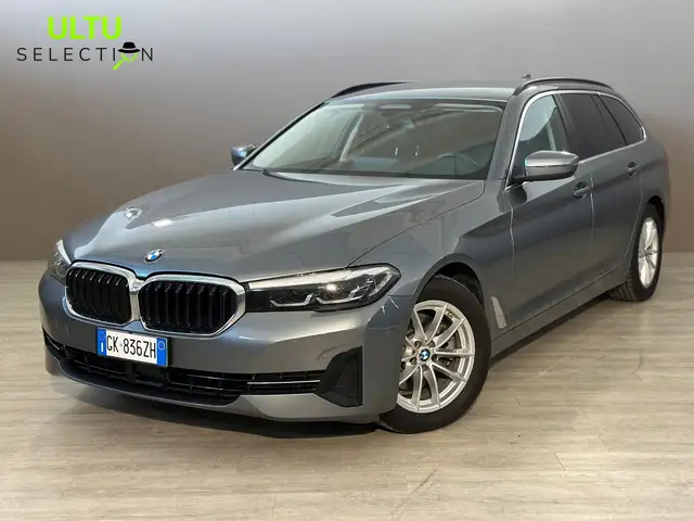 BMW 520 d Touring MHEV xDrive Business auto