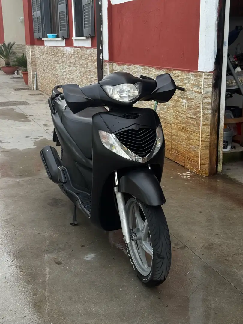 Honda SH 150i Sport - 1