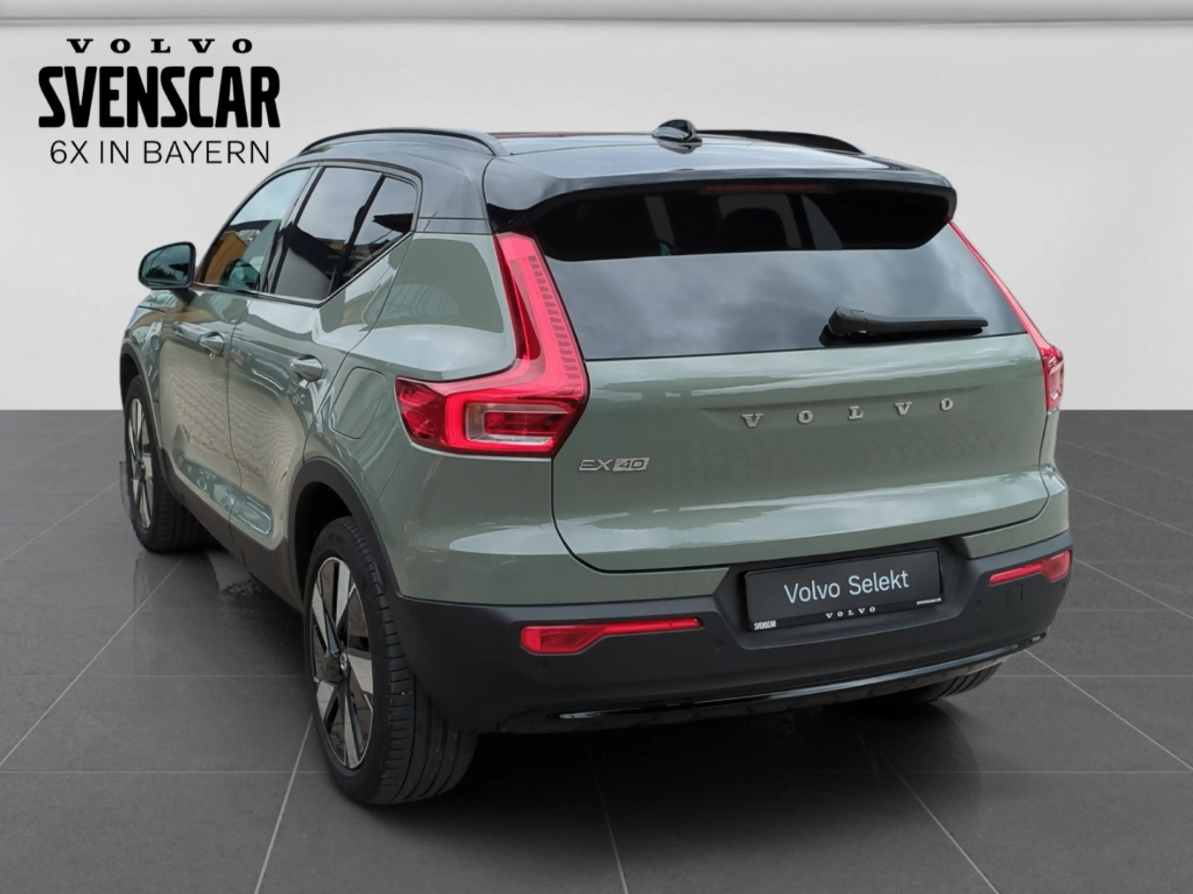 Volvo EX40 Twin Motor AWD Ultra Dark StandHZG AHK El. Panodac — photo 3