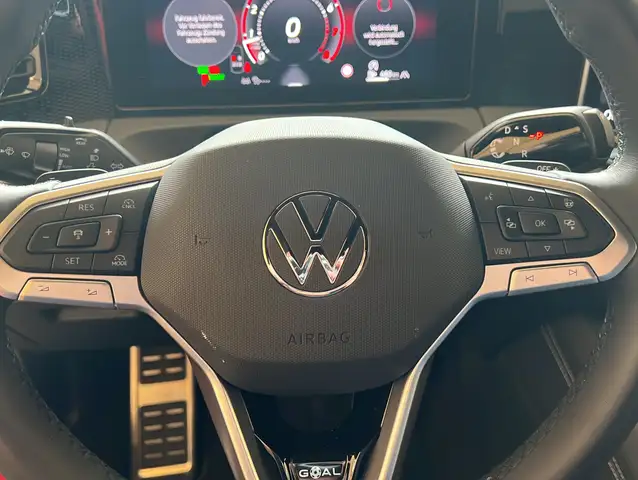 Volkswagen Tiguan view 9