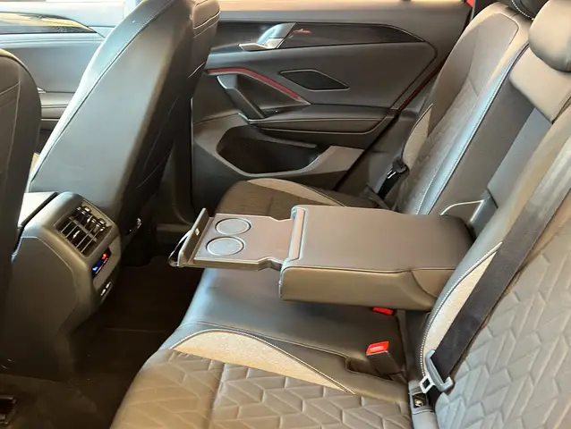 Volkswagen Tiguan view 14