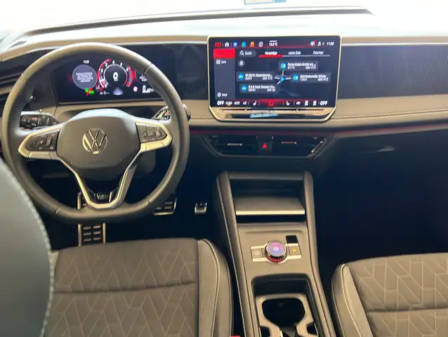 Volkswagen Tiguan view 15