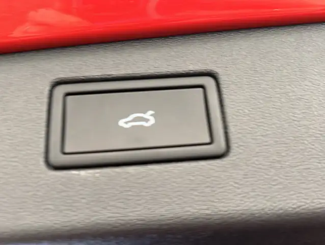 Volkswagen Tiguan view 18