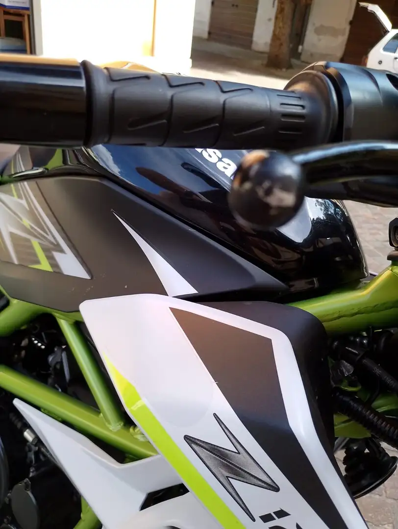 Kawasaki Z 125 Зелений - 2