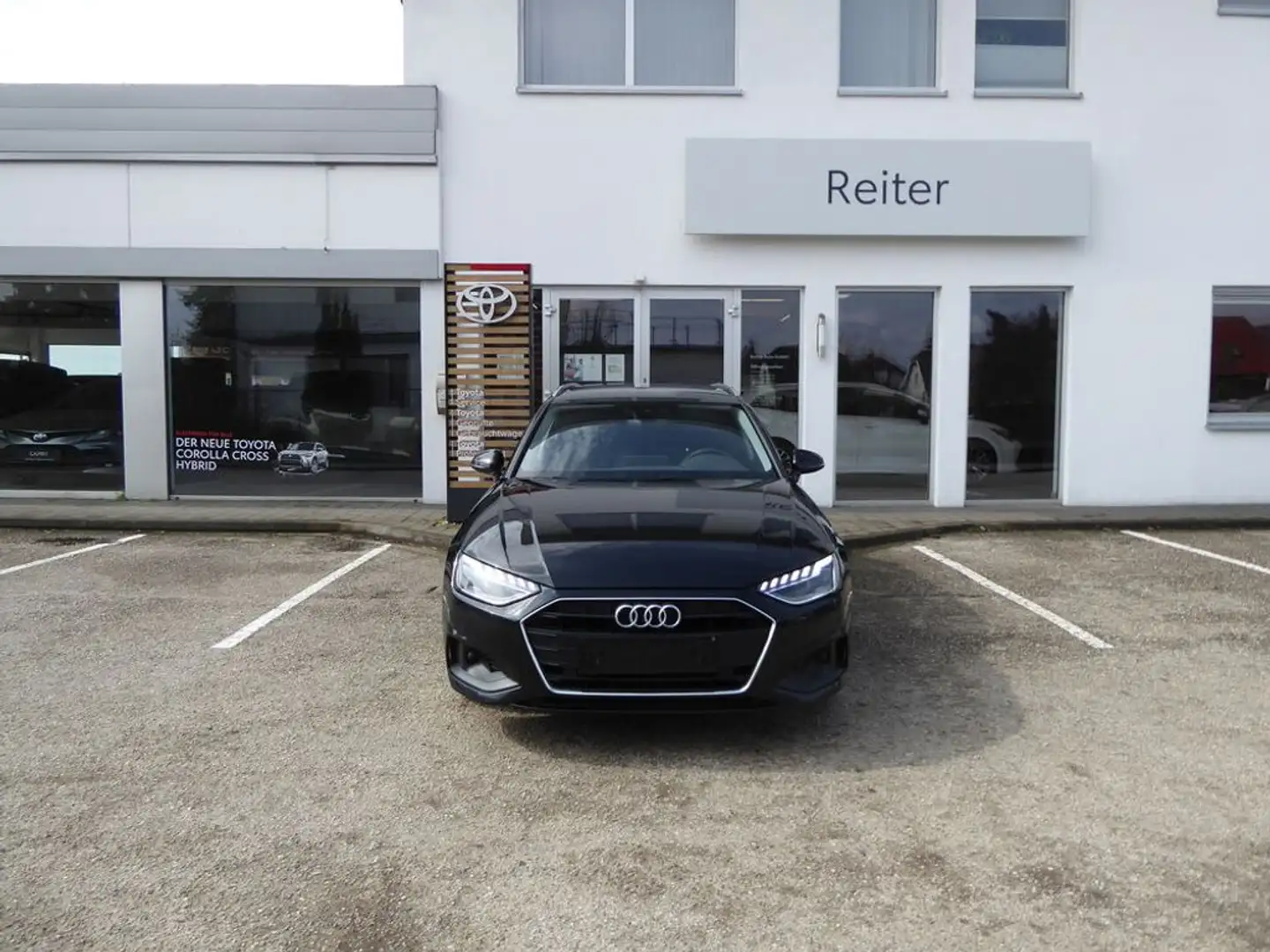 Audi A4 Avant 30 TDI S-tronic *LED*VIRTUAL*LEDER* Schwarz - 1