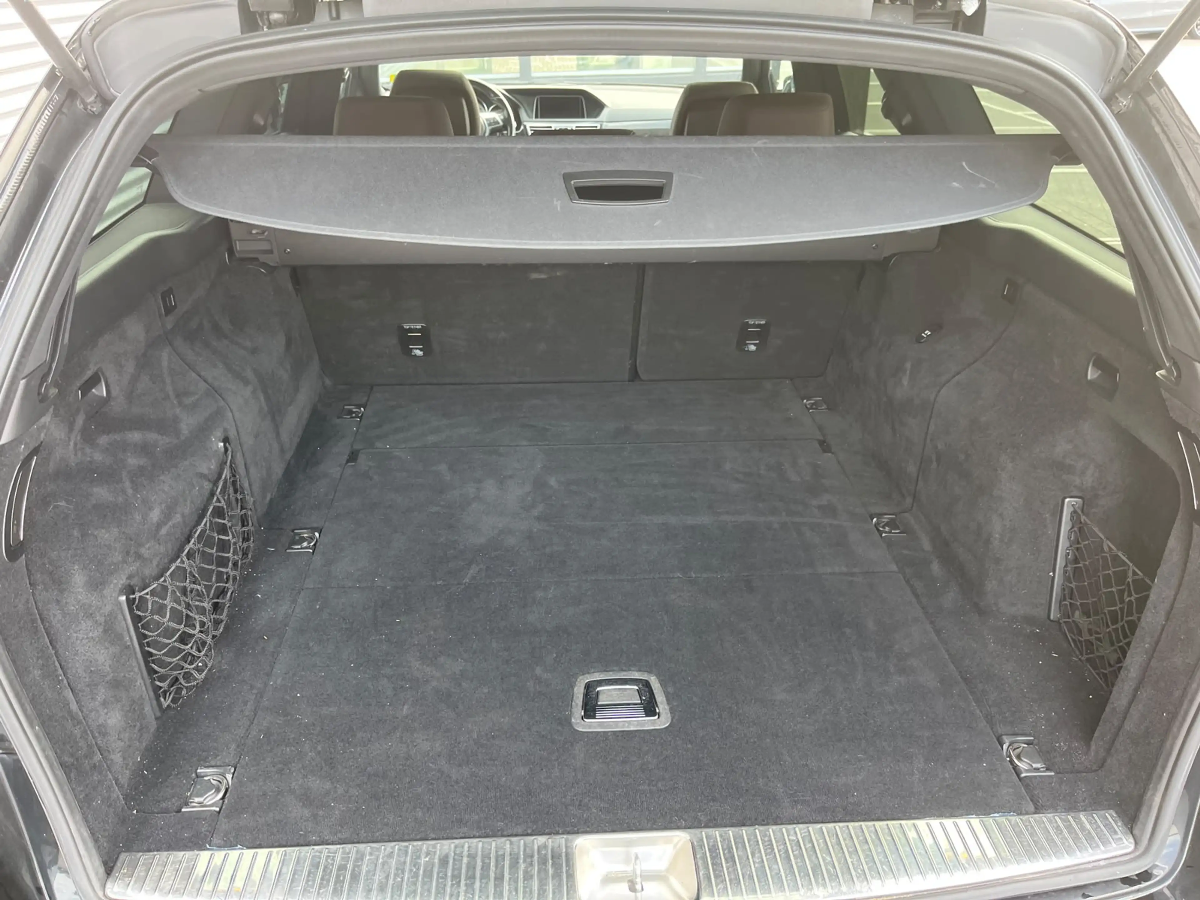 Mercedes-Benz E 300 Estate BlueTEC Prestige Avantgarde amg — photo 9