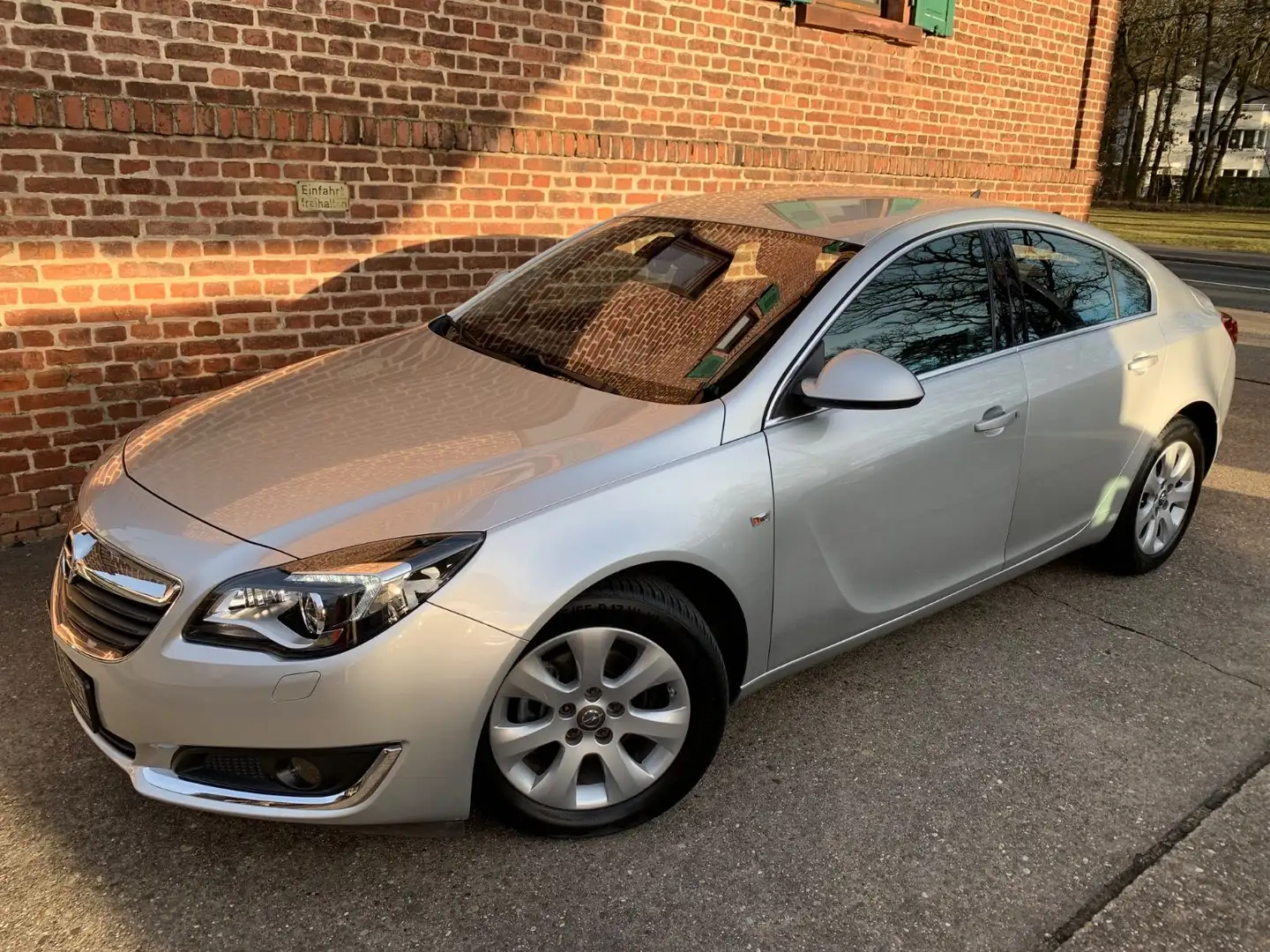 Opel Insignia Innovation 17 "Alu Navi SH s.gt.Zustand Stříbrná - 1