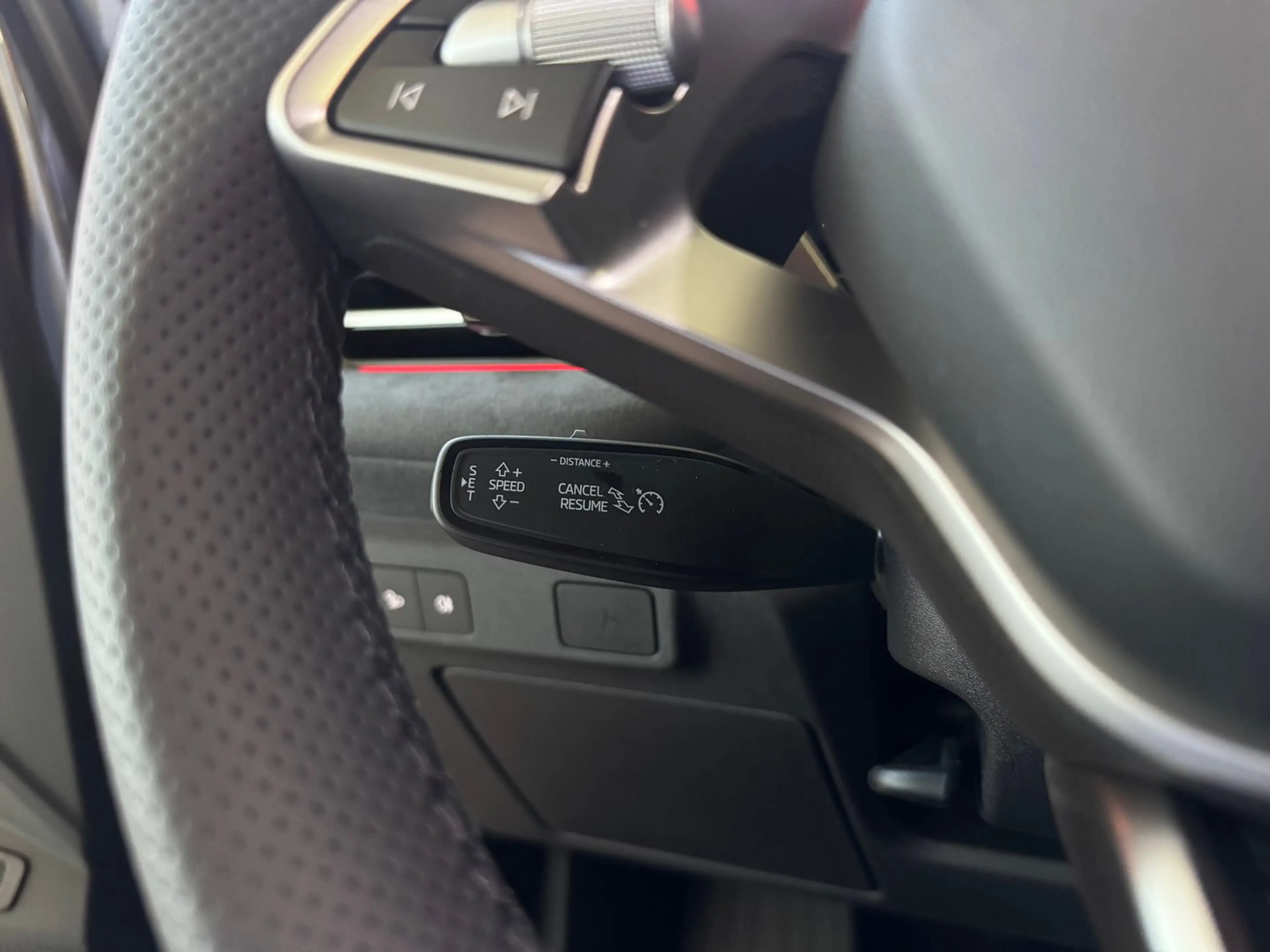 Skoda Peaq Sportline 90x — photo 12