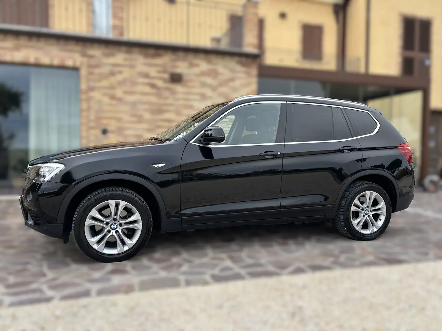 BMW X3 X3 xdrive20d Business Advantage aut. Czarny - 1