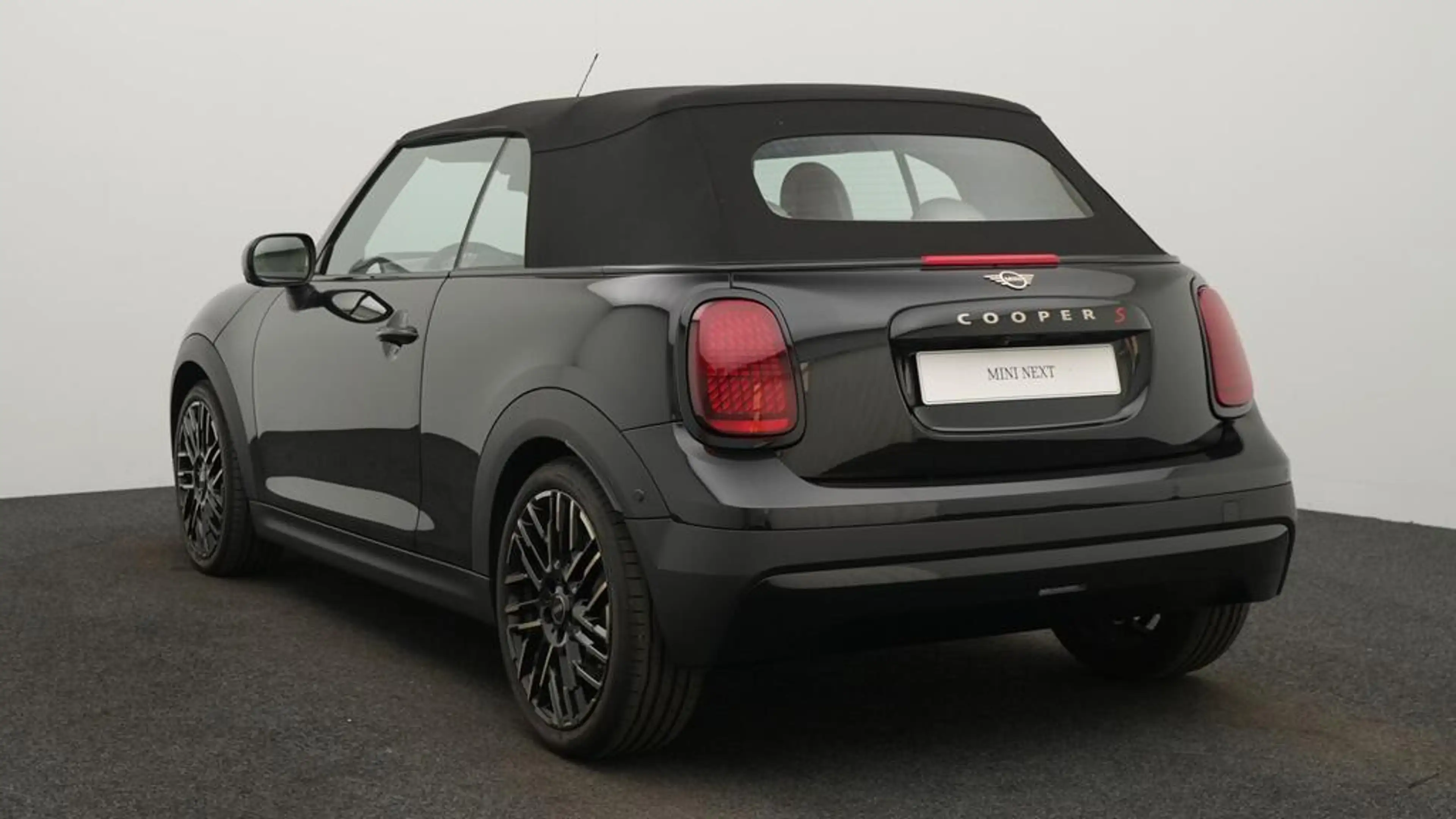MINI Cooper S Cabrio Favoured Trim — photo 4