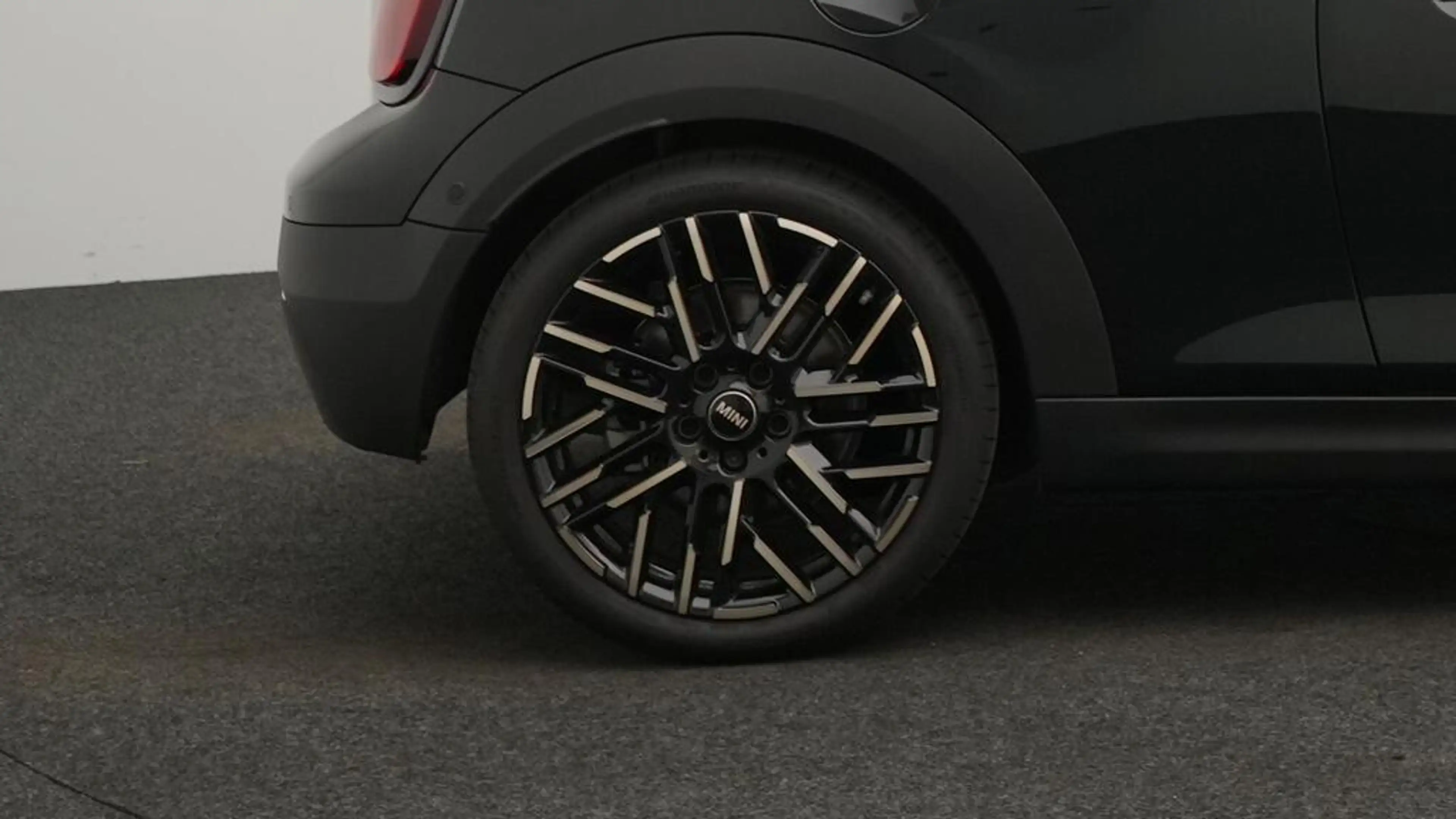 MINI Cooper S Cabrio Favoured Trim — photo 11