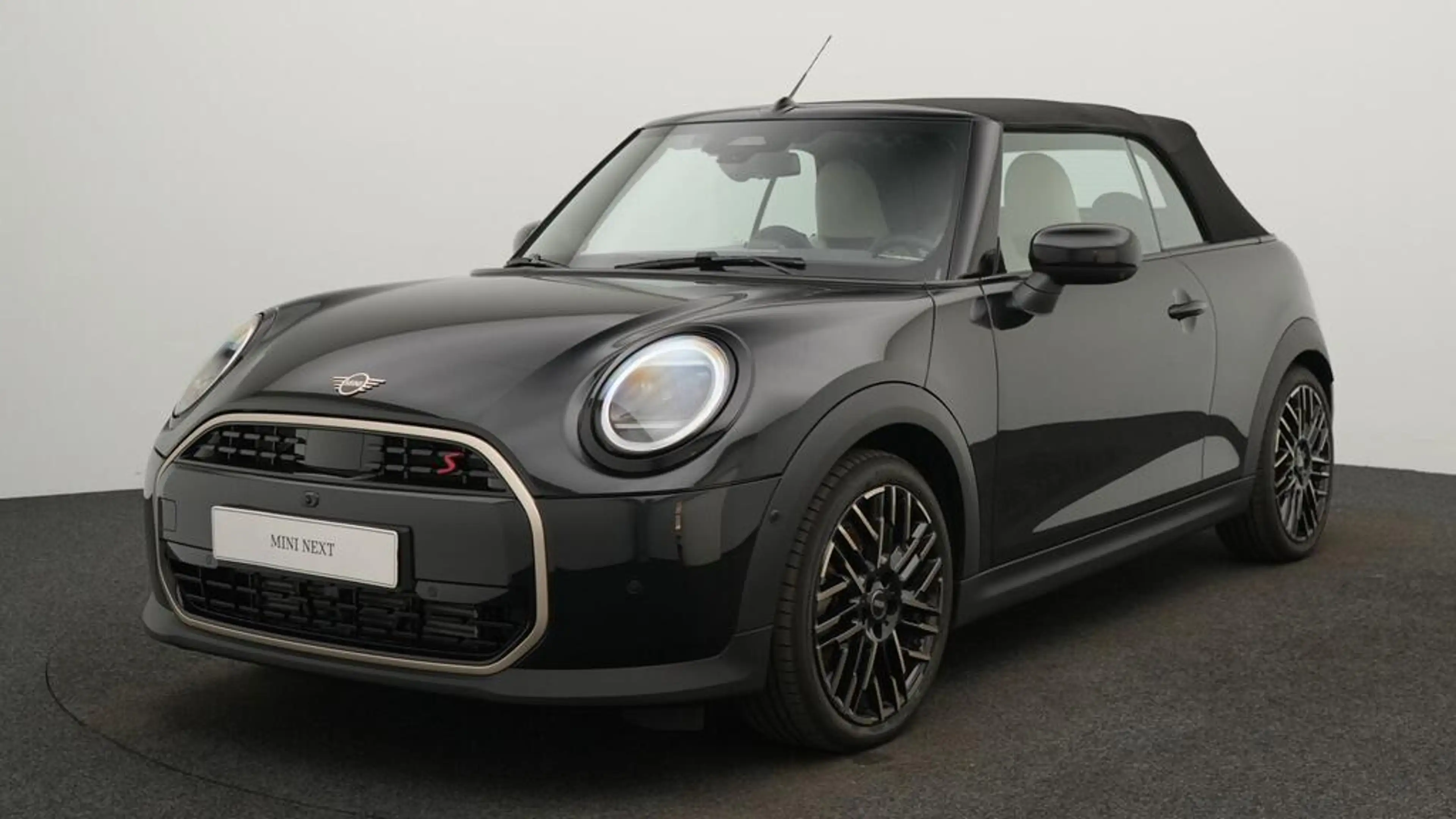 MINI Cooper S Cabrio Favoured Trim