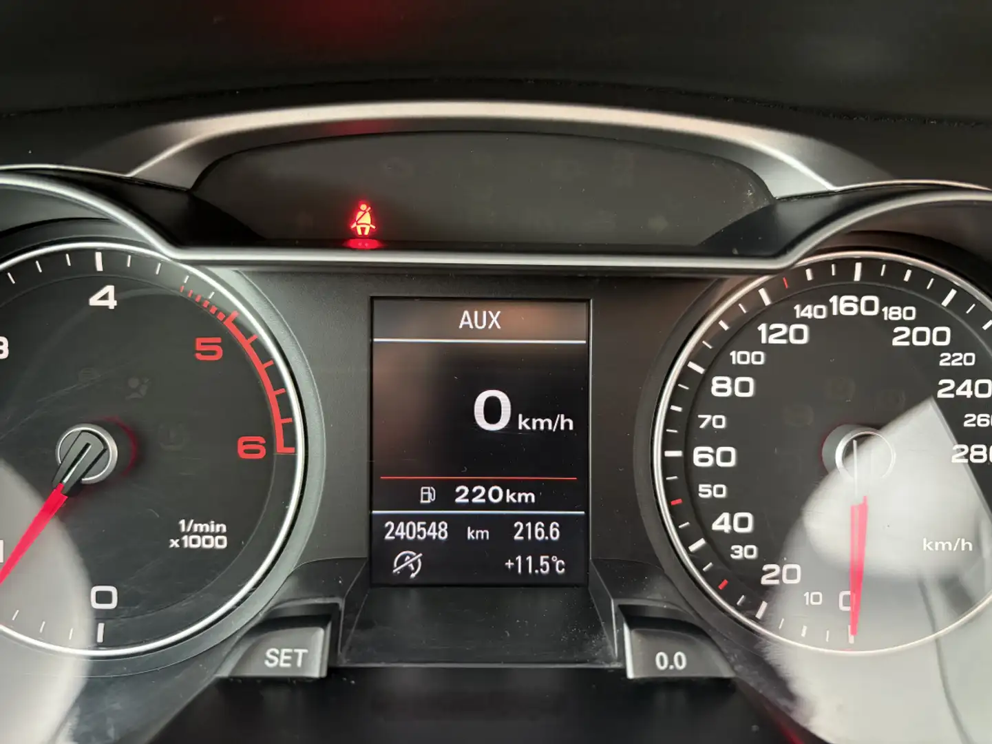 Audi A4 allroad 2.0 TDI 143 Ambiente - 2