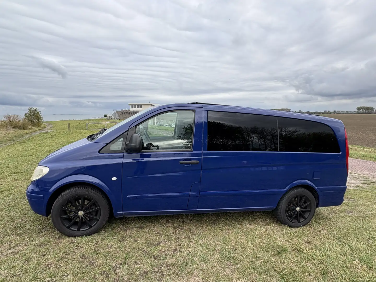 Mercedes-Benz Vito 115 CDI Lang Aut. Basic Bleu - 1