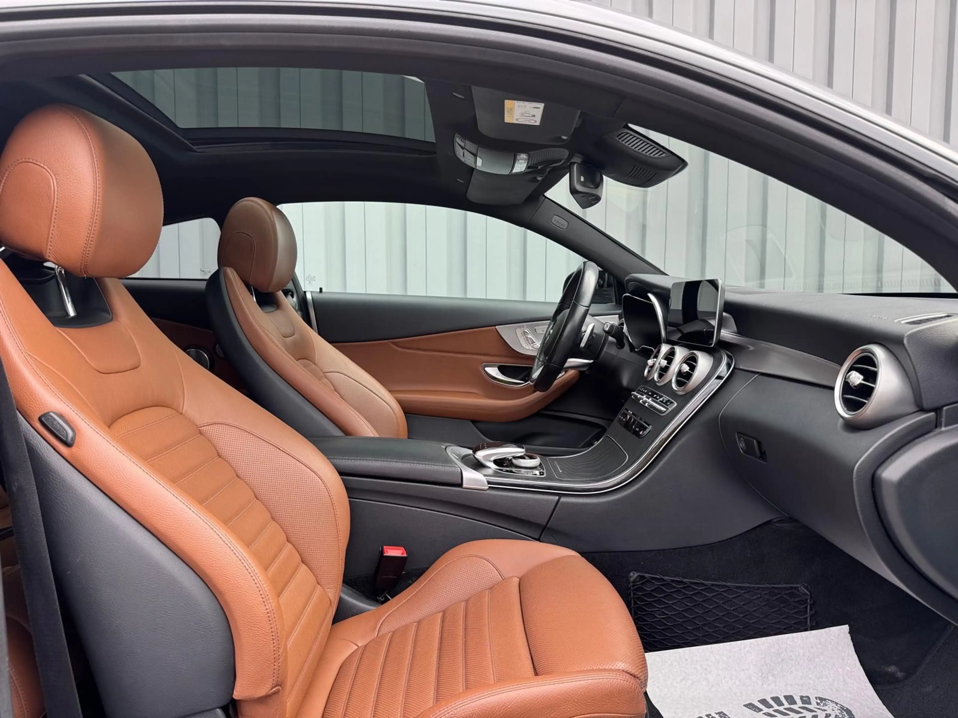 Mercedes-Benz C 220 d *AMG*NIGHT*BURMESTER*MEMORY*PANO*KEYLESS* — photo 13