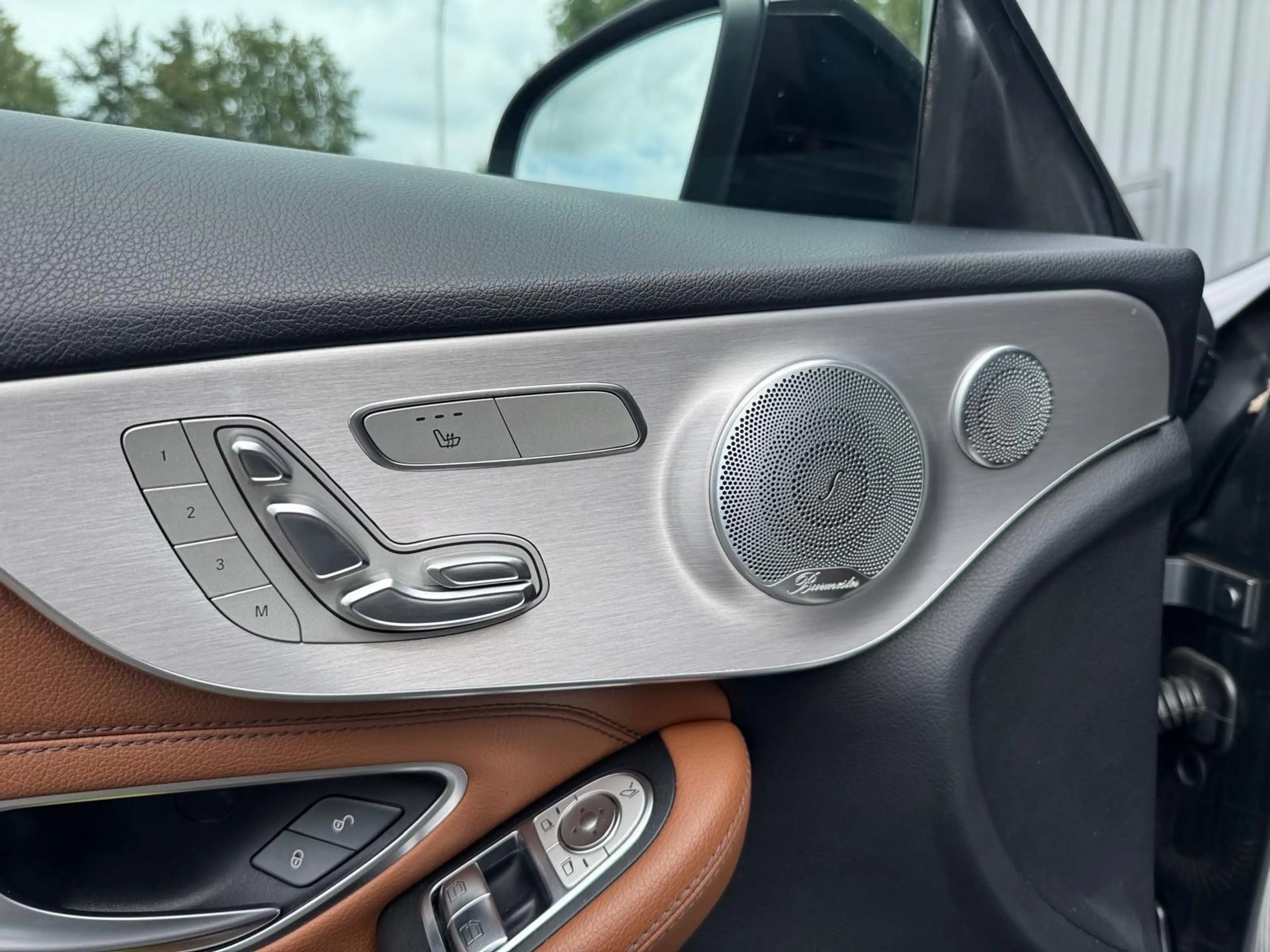 Mercedes-Benz C 220 d *AMG*NIGHT*BURMESTER*MEMORY*PANO*KEYLESS* — photo 16