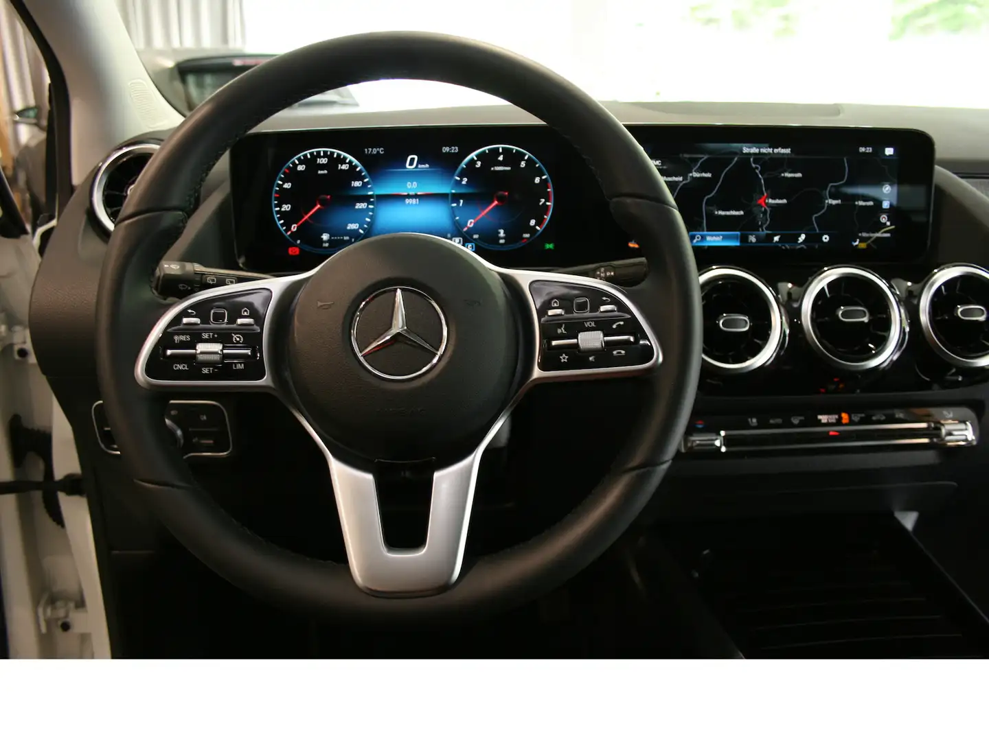 Mercedes-Benz B 200 Progres. Autom.*Night*LED*MBUX*Kamera+PTS Weiß - 2