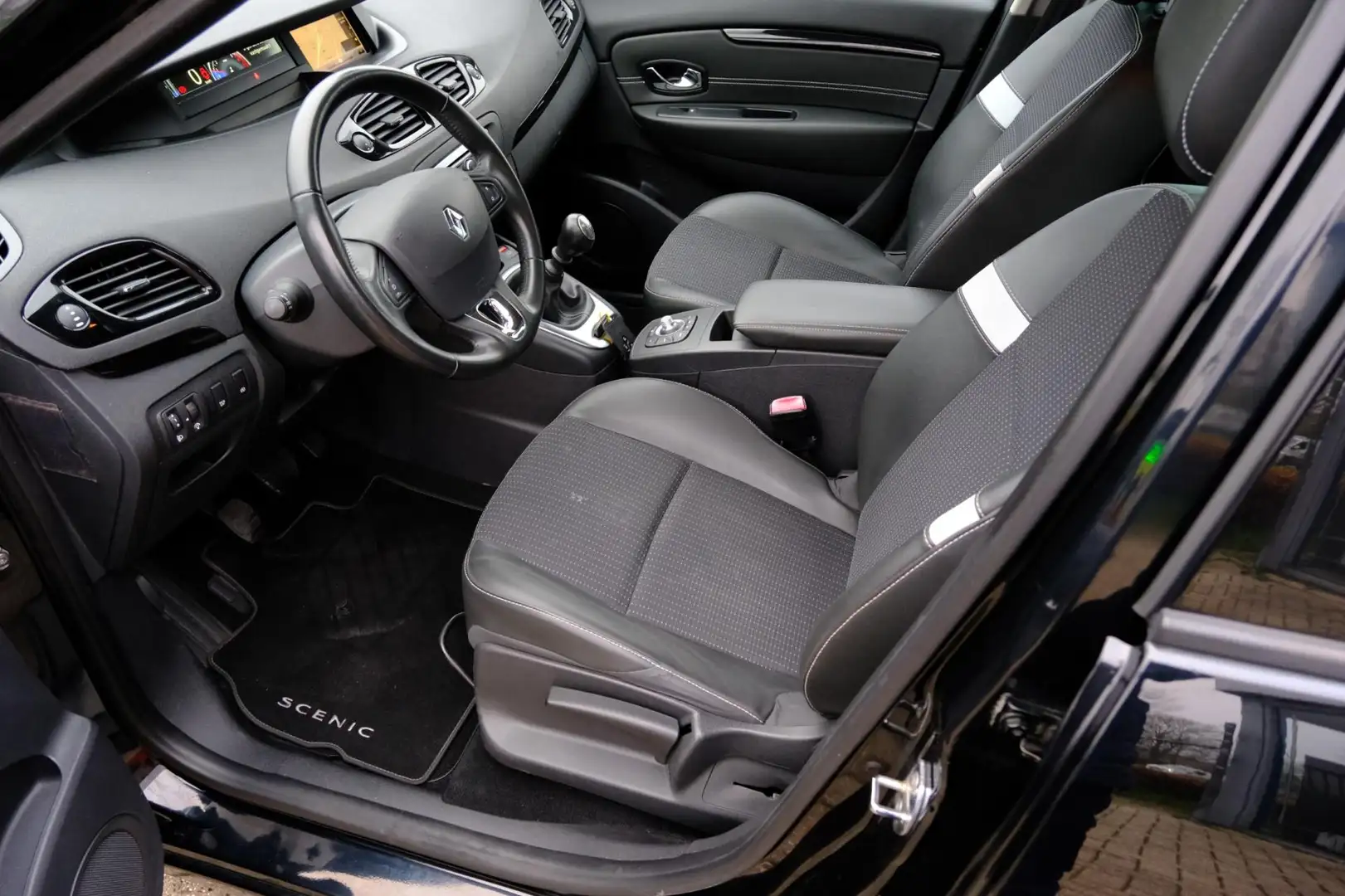 Renault Grand Scenic 1.2 TCe R-Cinéma Navi|Clima|LMV|Half Leder Zwart - 2