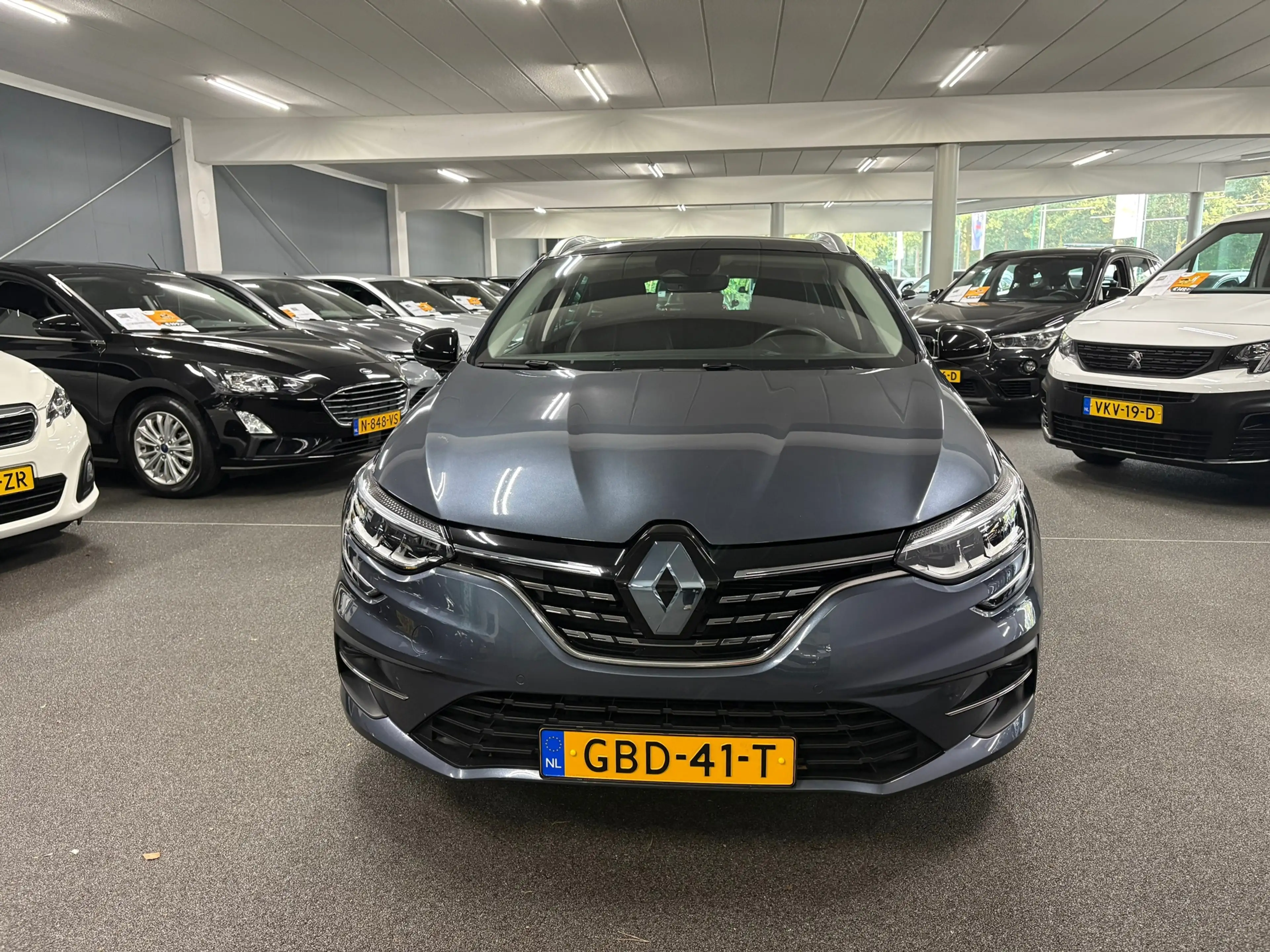 Renault Megane Estate 1.3 TCe 140 Techno/ NL auto/ Achteruitrijca — photo 8