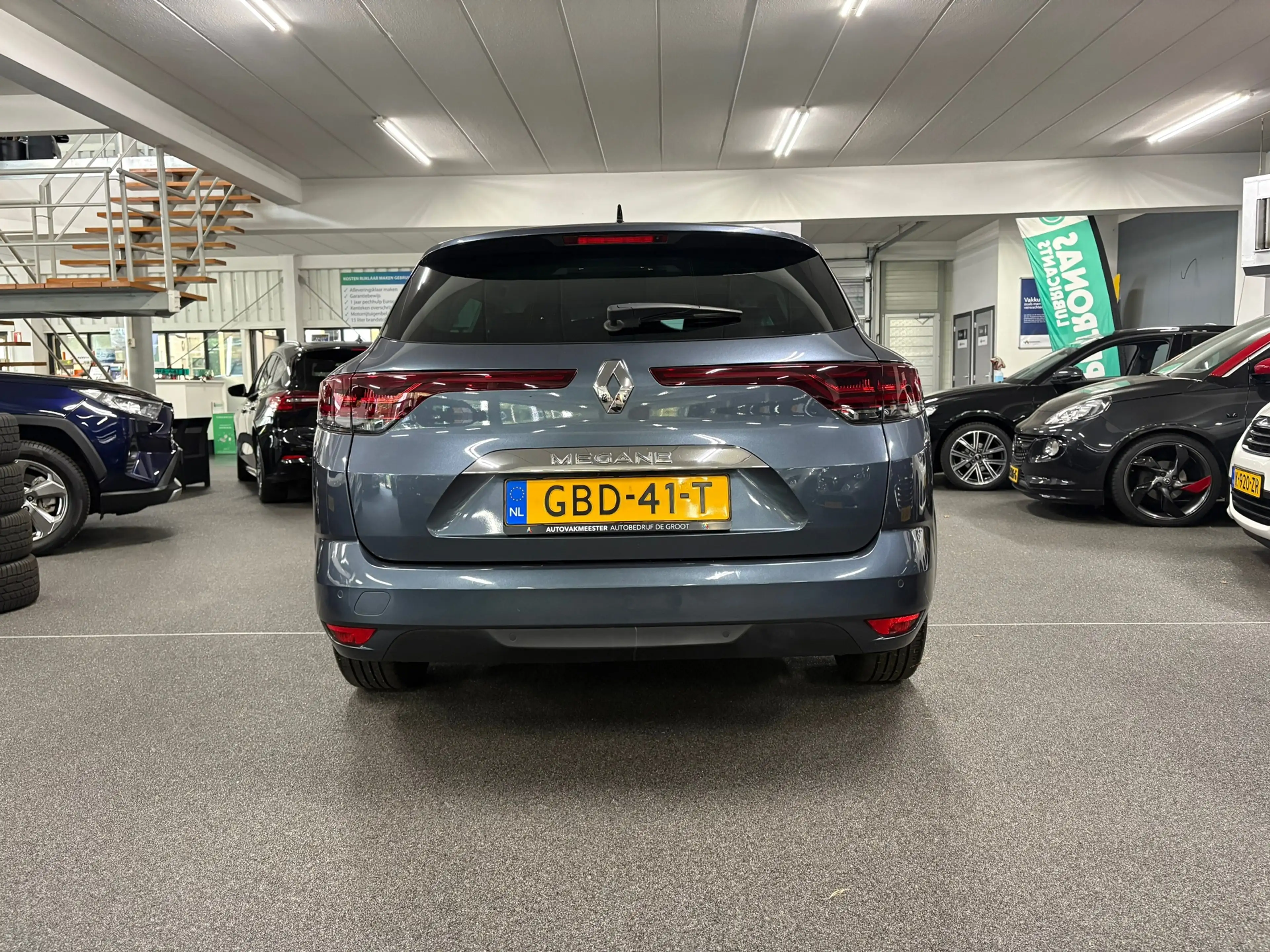 Renault Megane Estate 1.3 TCe 140 Techno/ NL auto/ Achteruitrijca — photo 4