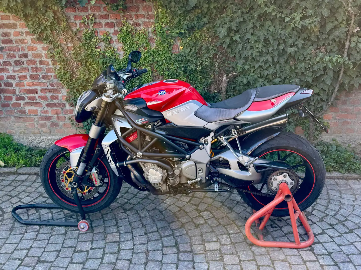 MV Agusta Brutale 1078 1078 RR Rot - 1