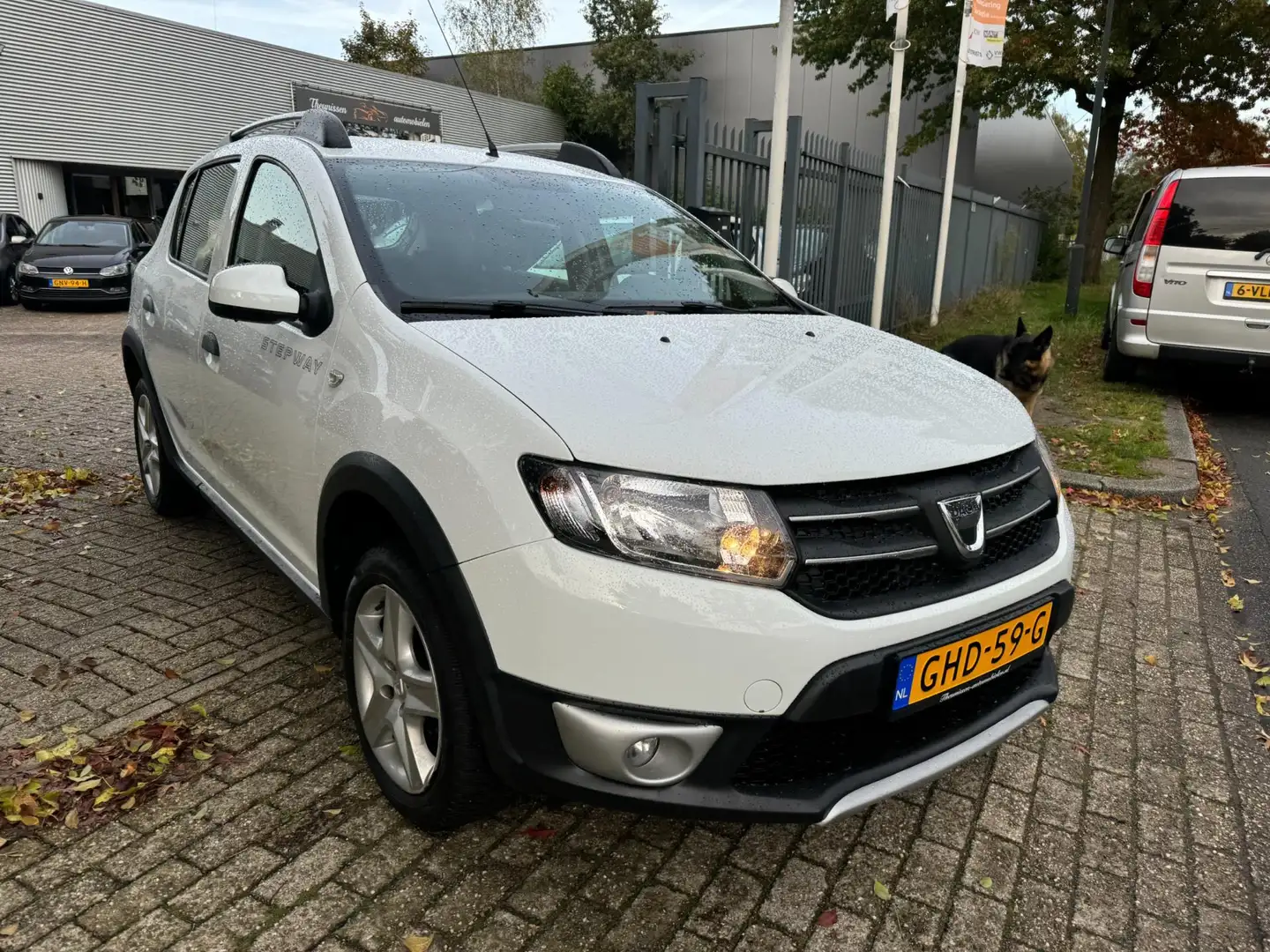 Dacia Sandero 0.9 TCe S&S Stepway Ambiance , elec pakket, navi, Wit - 2