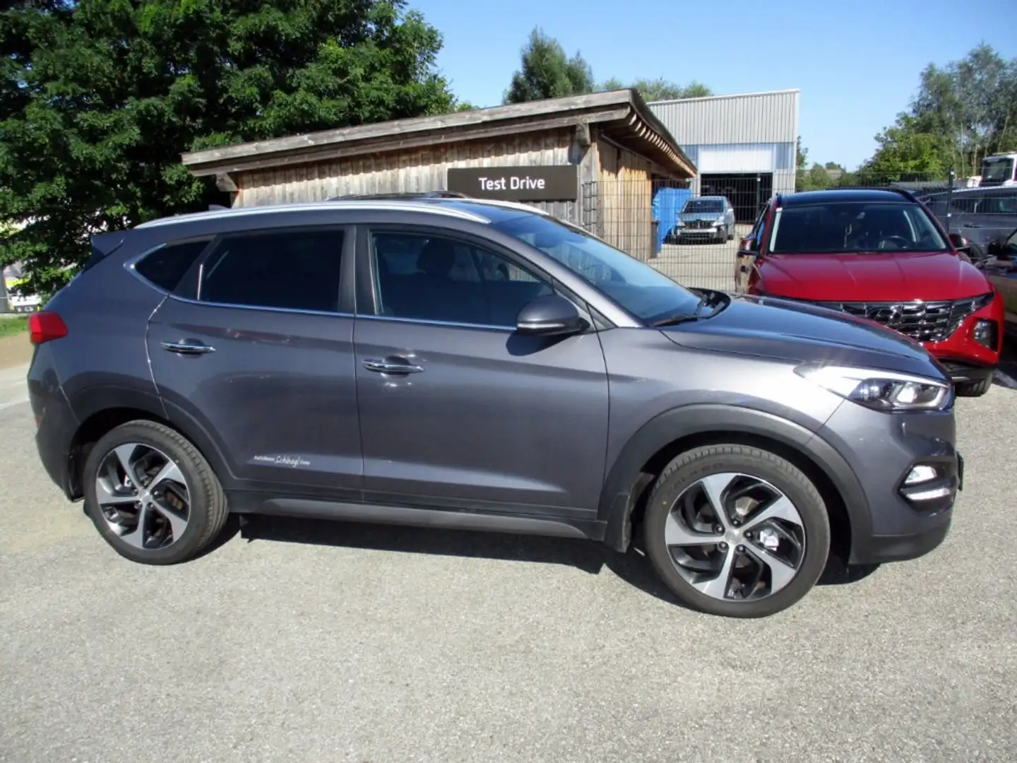 Hyundai TUCSON Style 1,7 CRDi 2WD MT 814m Grau - 2