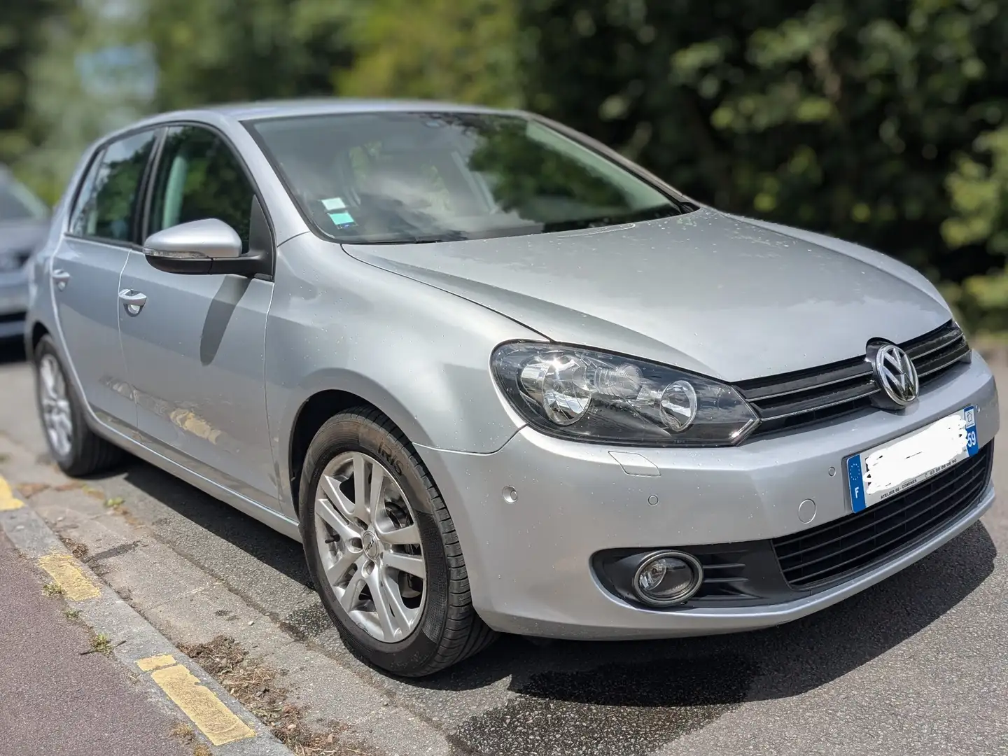 Volkswagen Golf 1.4 TSI 122 Confortline DSG7 - 1