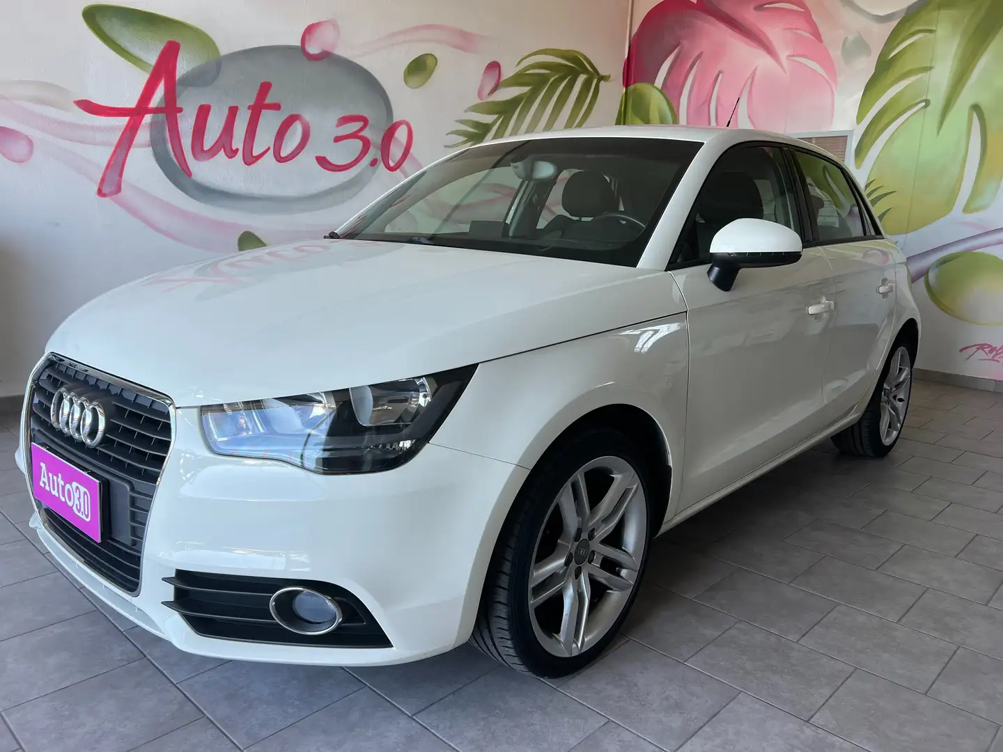 Audi A1 A1 I 2010 Sportback 1.2 tfsi Attraction Wit - 1