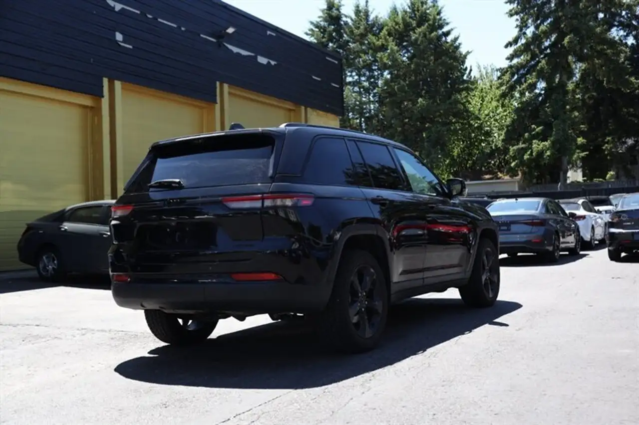Jeep Grand Cherokee fotografie Jeep Grand Cherokee