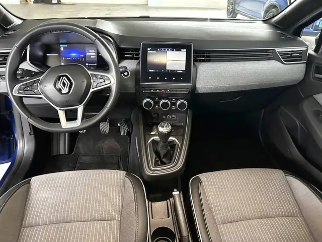 Renault Clio view 10