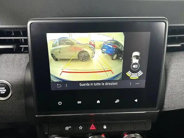 Renault Clio view 12