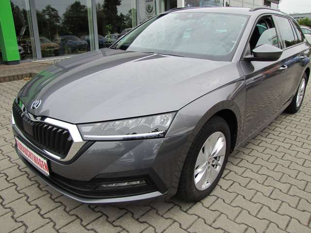 Imagine Skoda Octavia Combi Ambition DSG