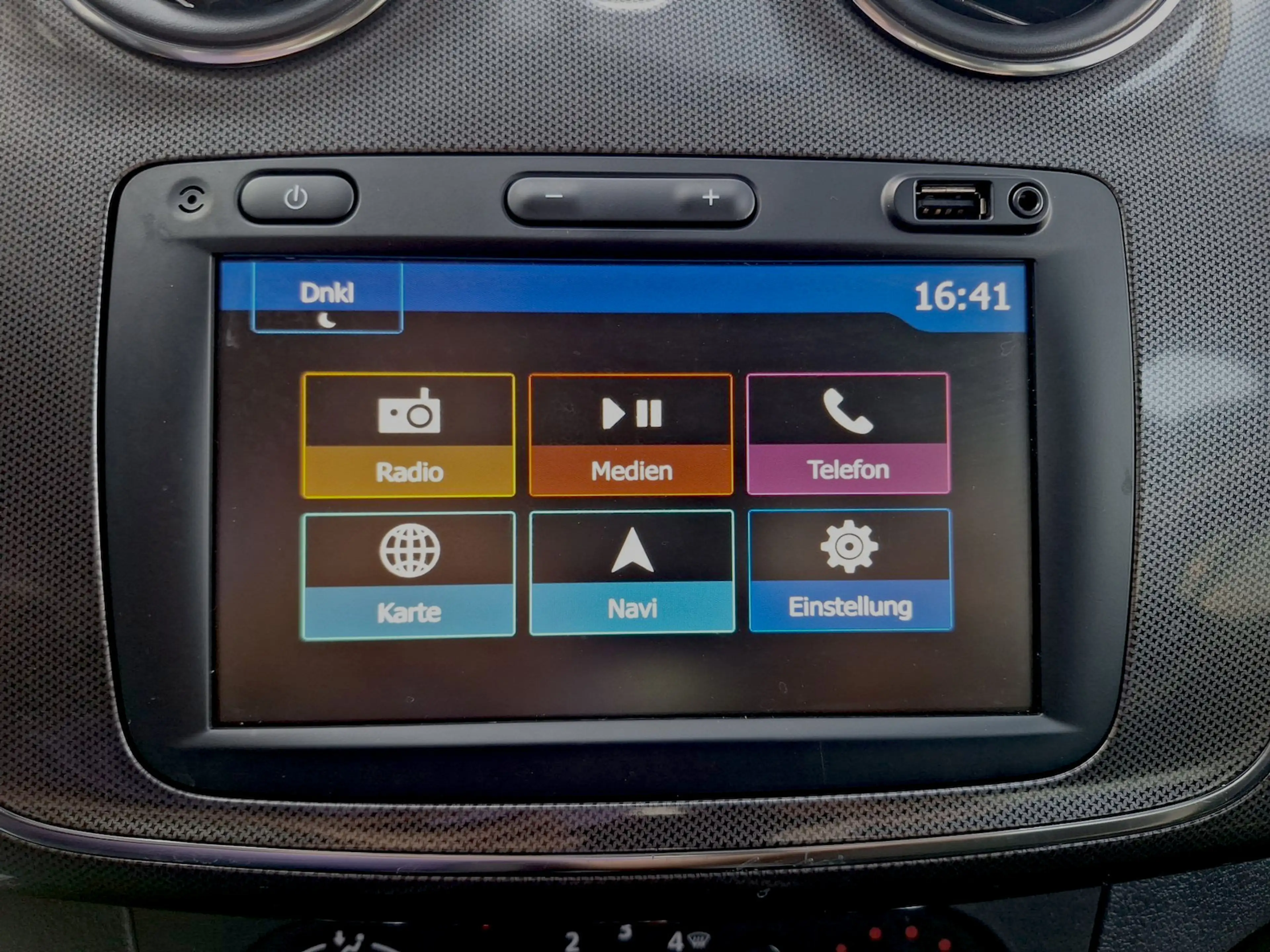 Dacia Logan MCV Stepway AHK*Tempomat*PDC*SHZ*Navi*BT — photo 9