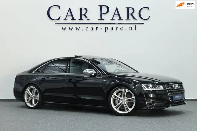 Audi S8 4.0 TFSI quattro KERAMISCH/NACHTZICHT/LUCHTV/SOFTC
